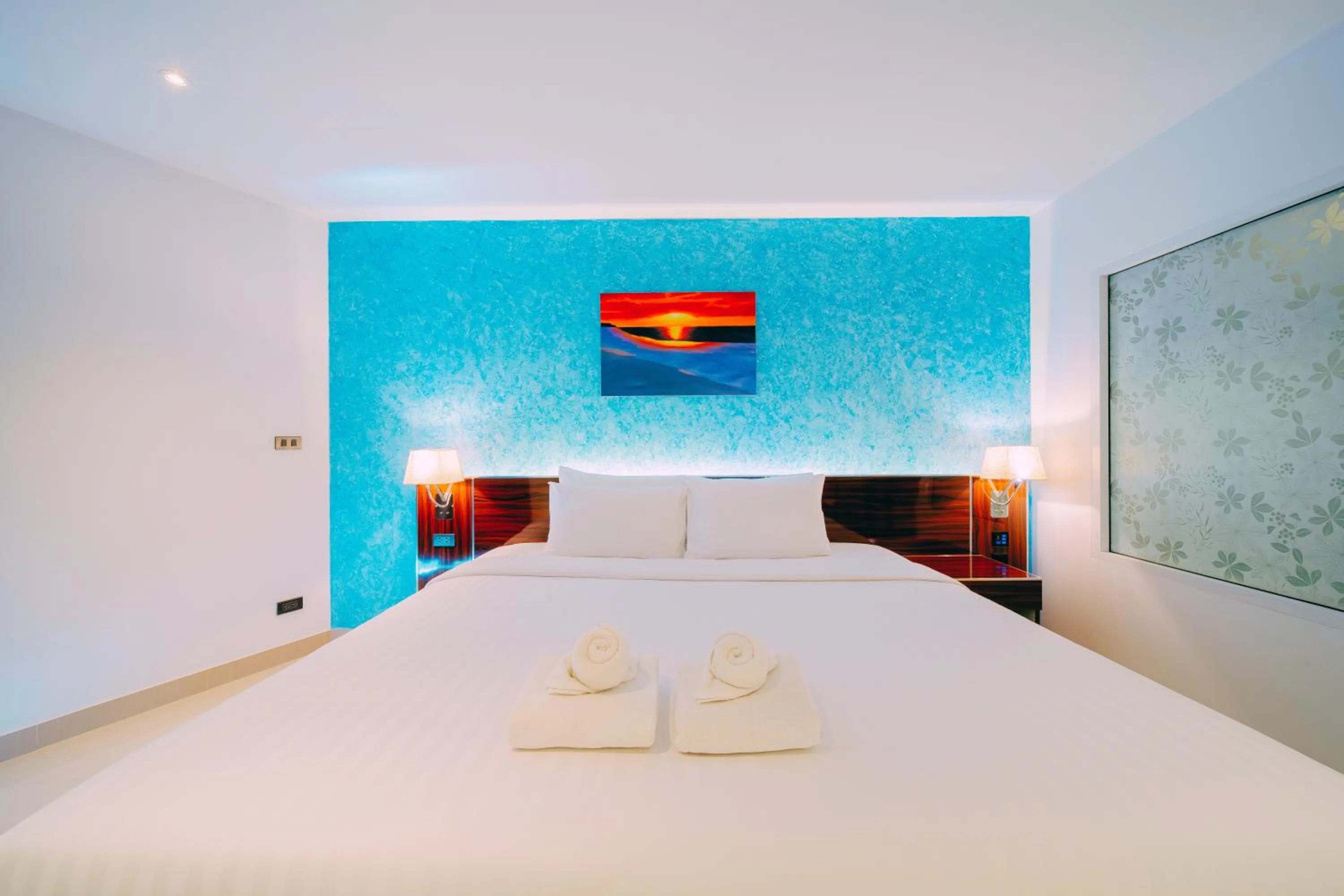 Bedroom, Bed in Royal Prince Resort Pattaya