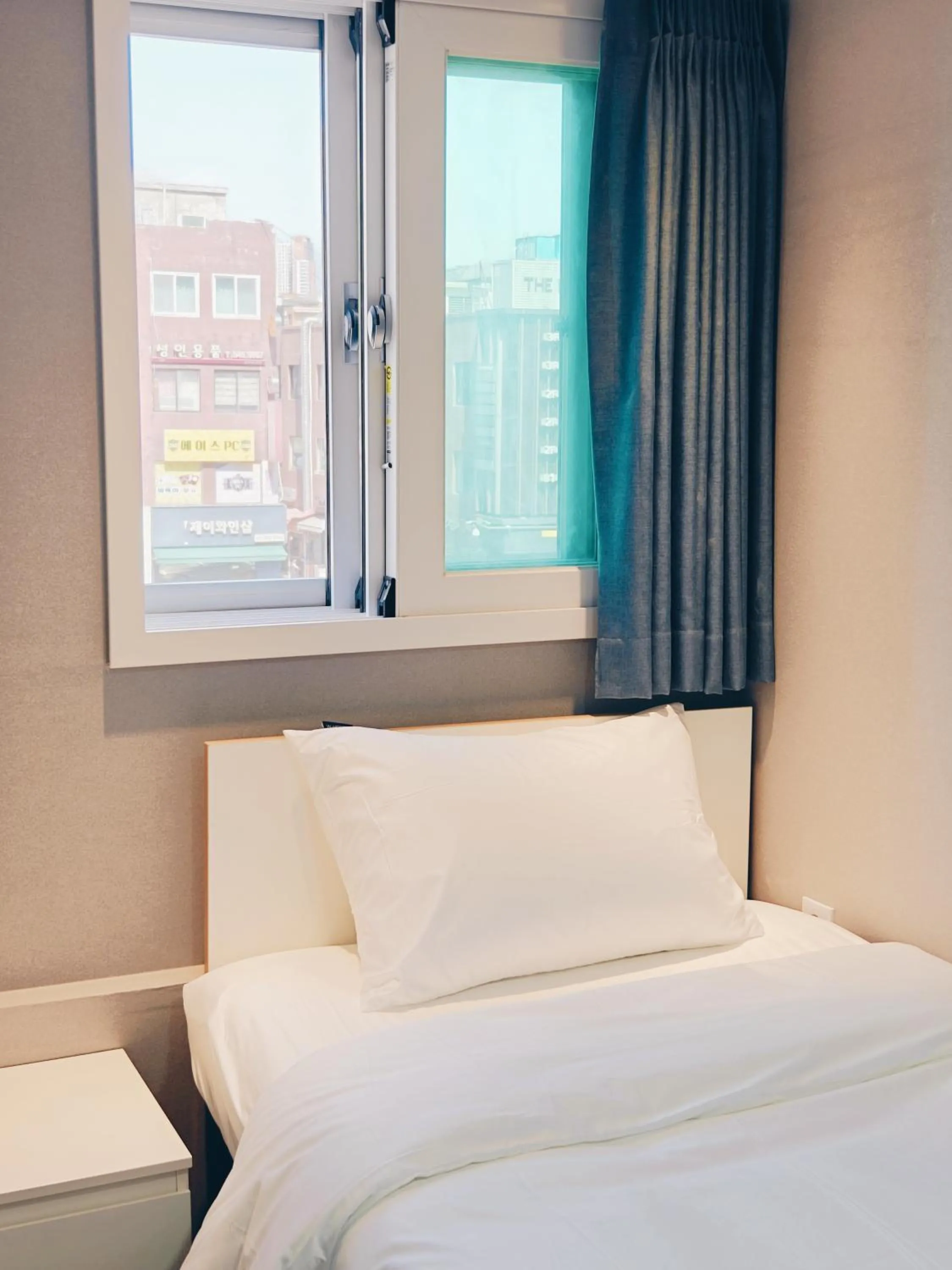Bed in W hostel