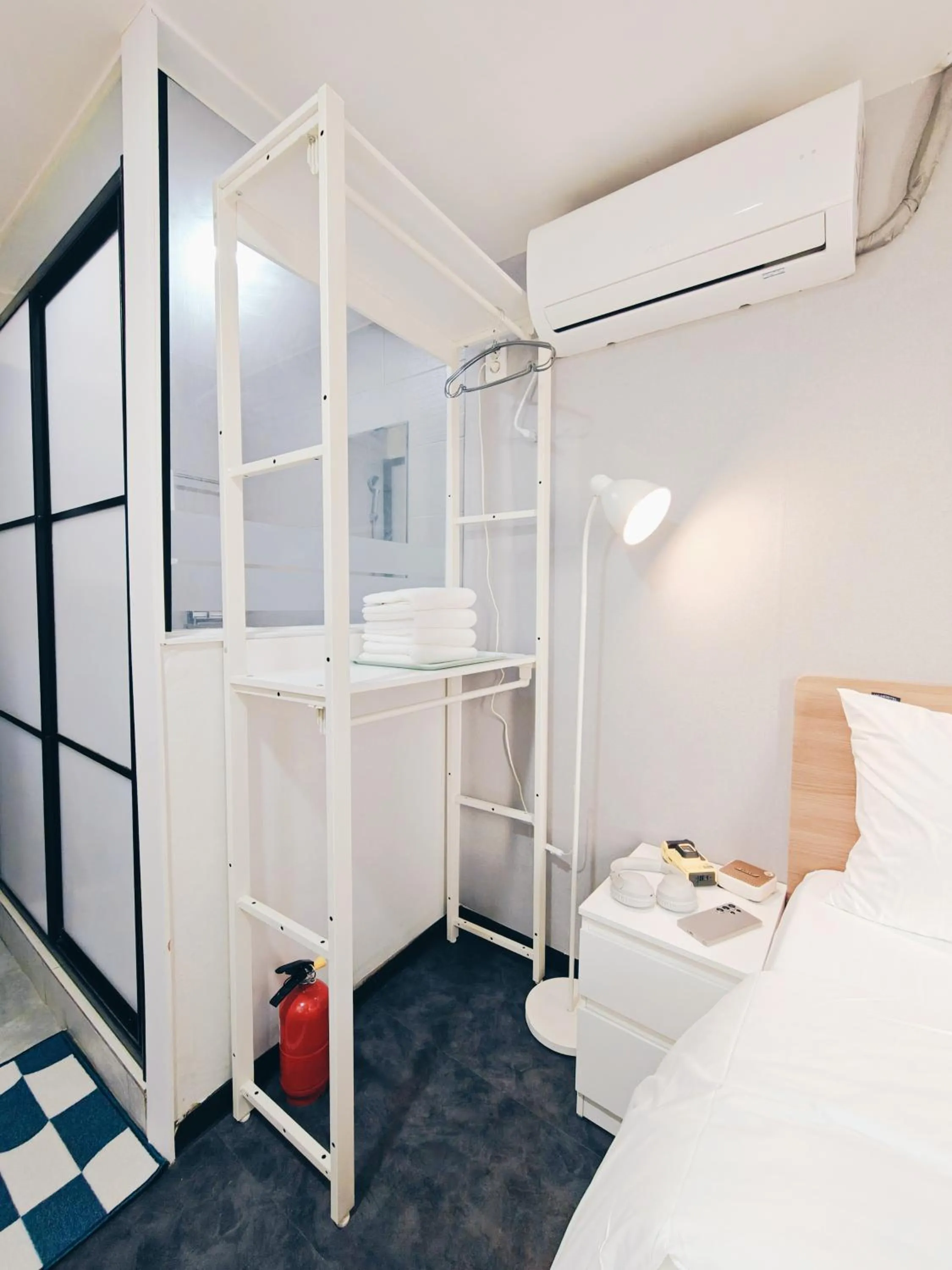 Shower, Bed in W hostel