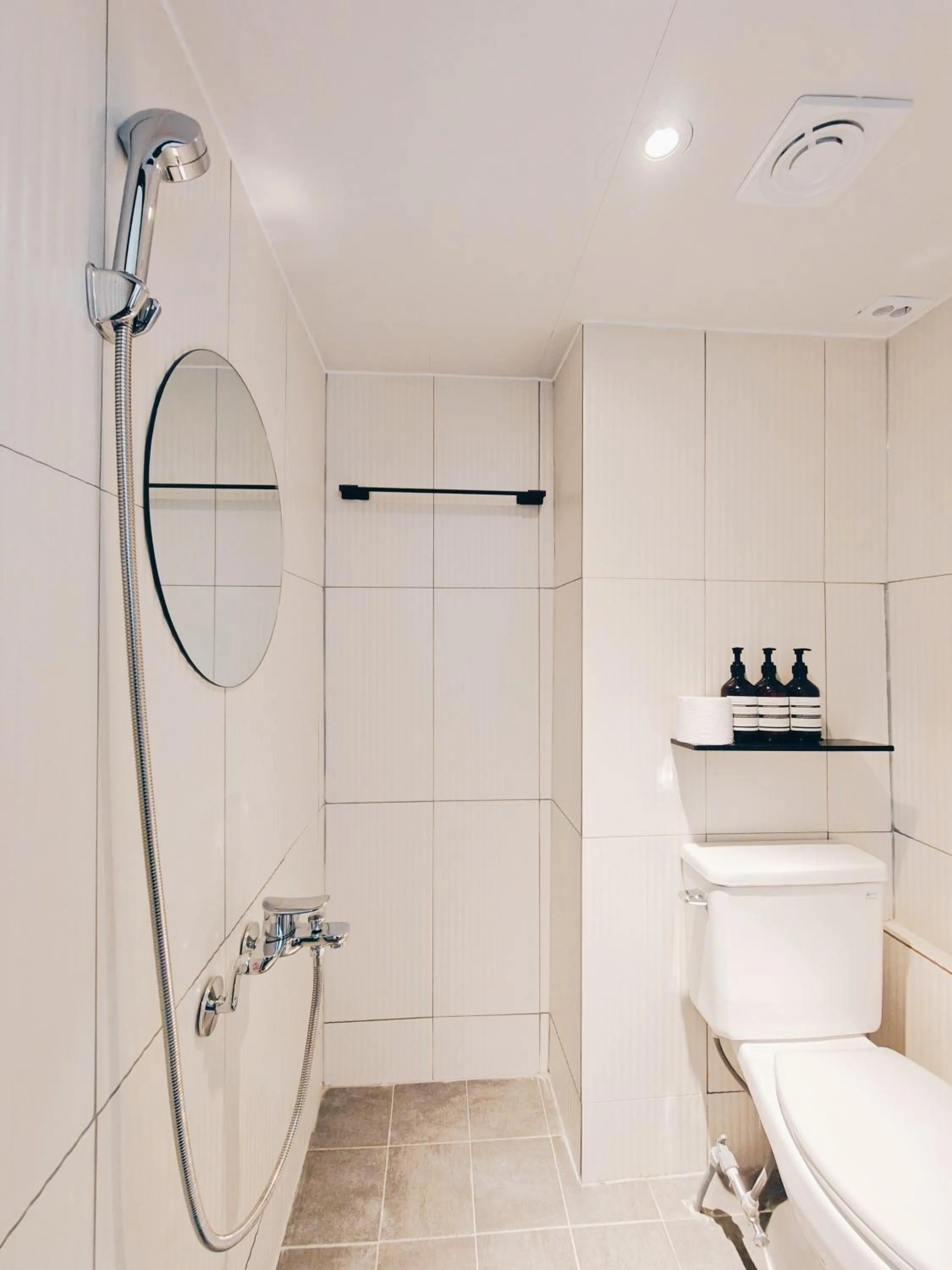 Shower in W hostel