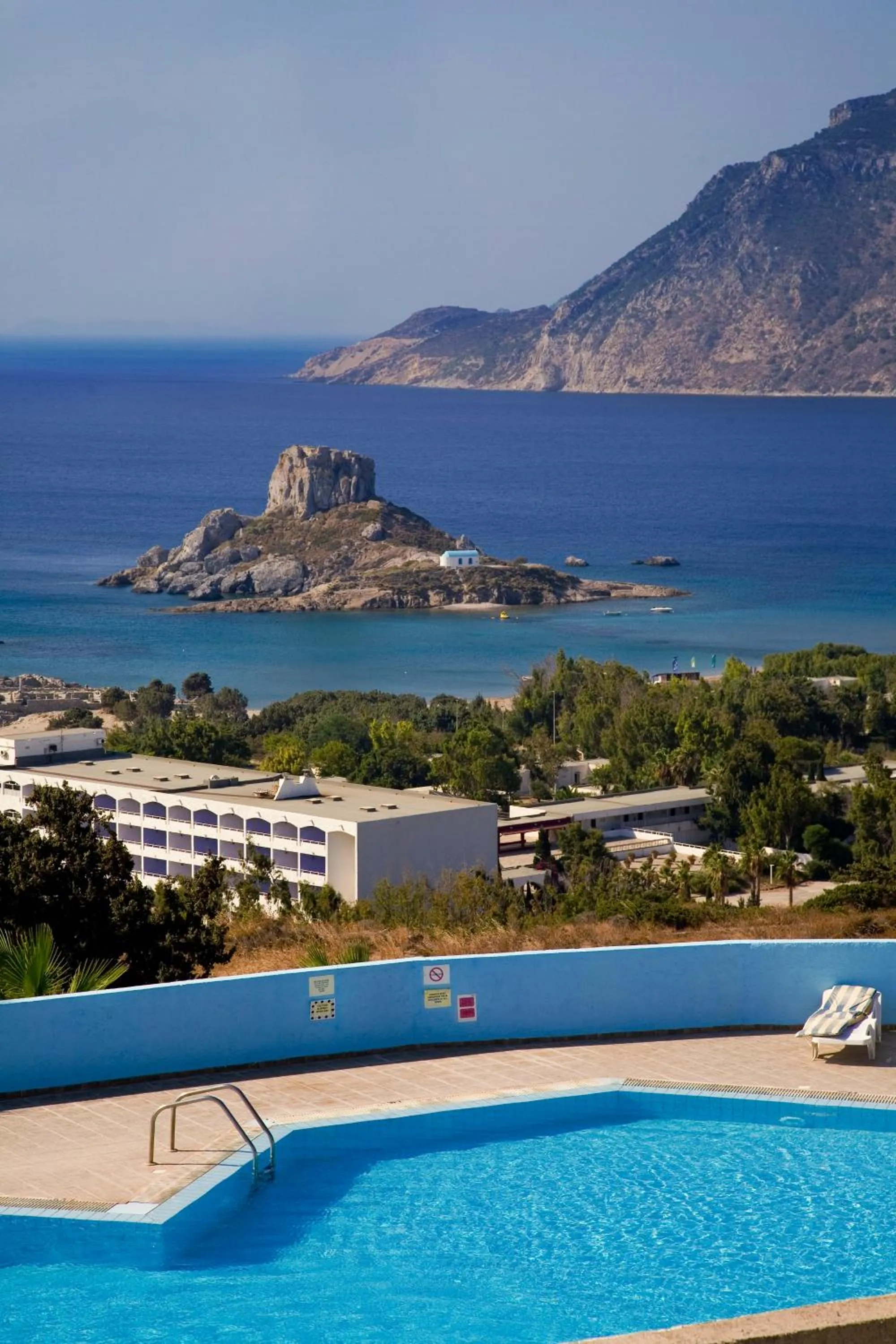 Swimming pool in Pantheon Hotel