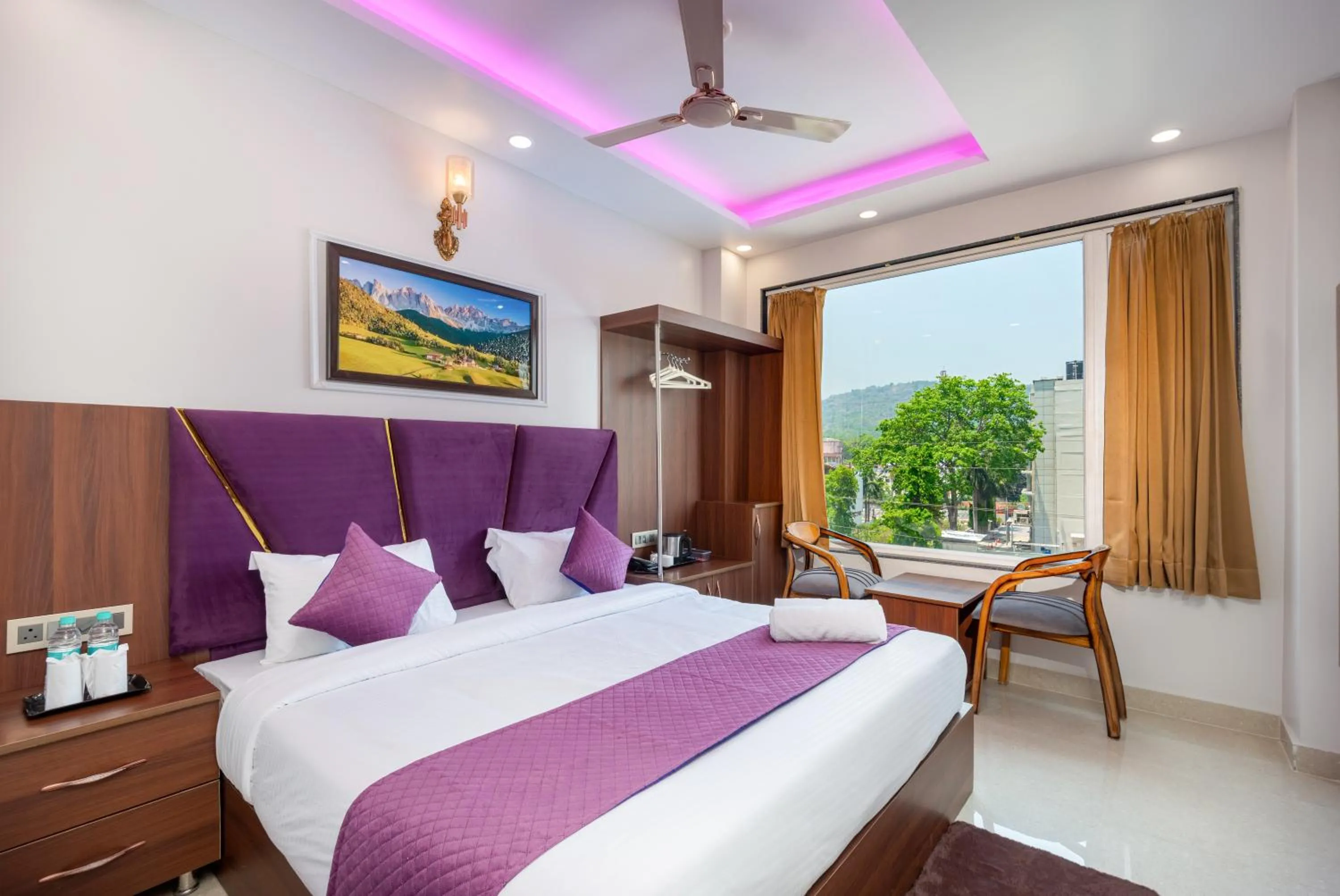 Hotel Purple Dot Haridwar
