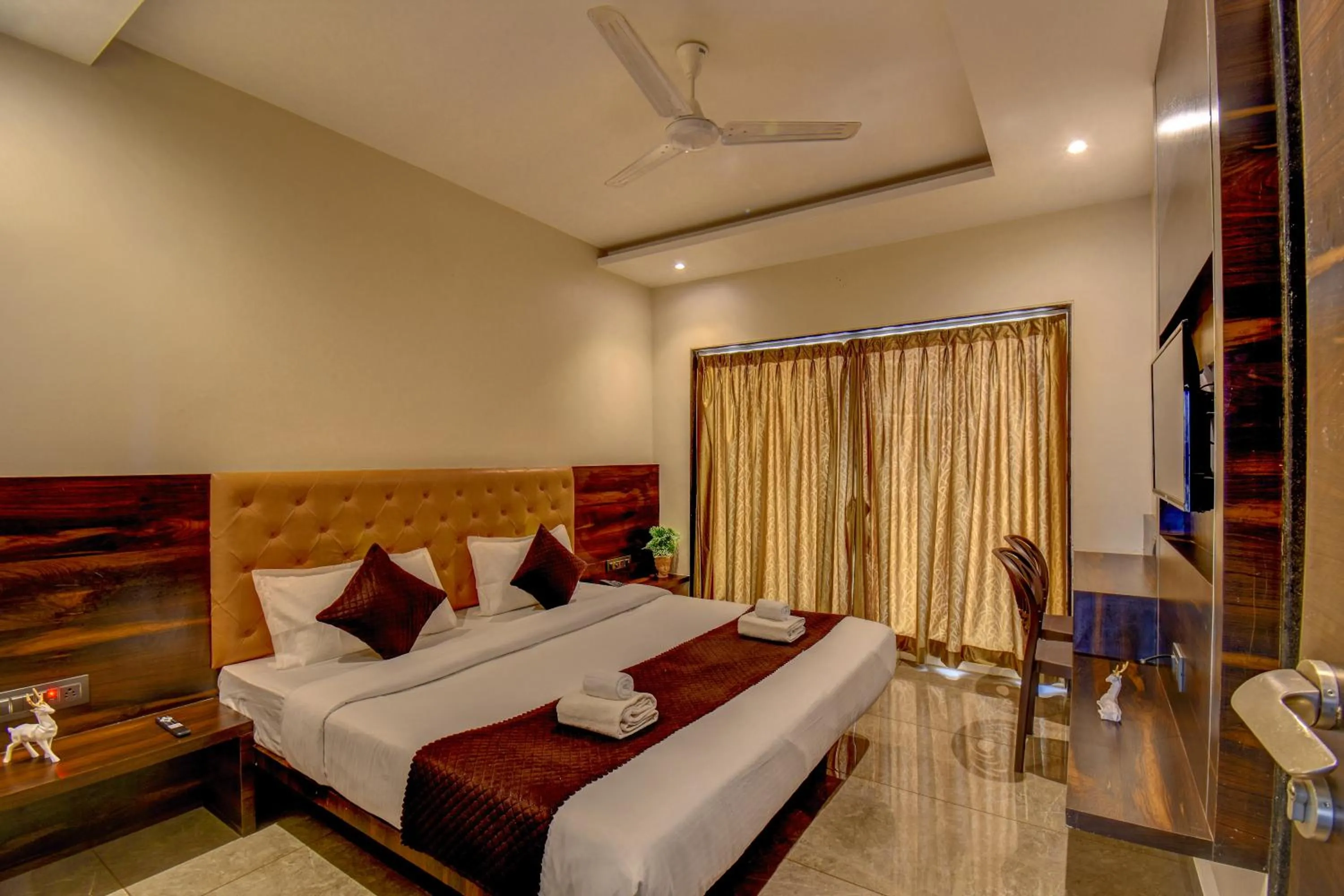 Bed in Holiday Plus