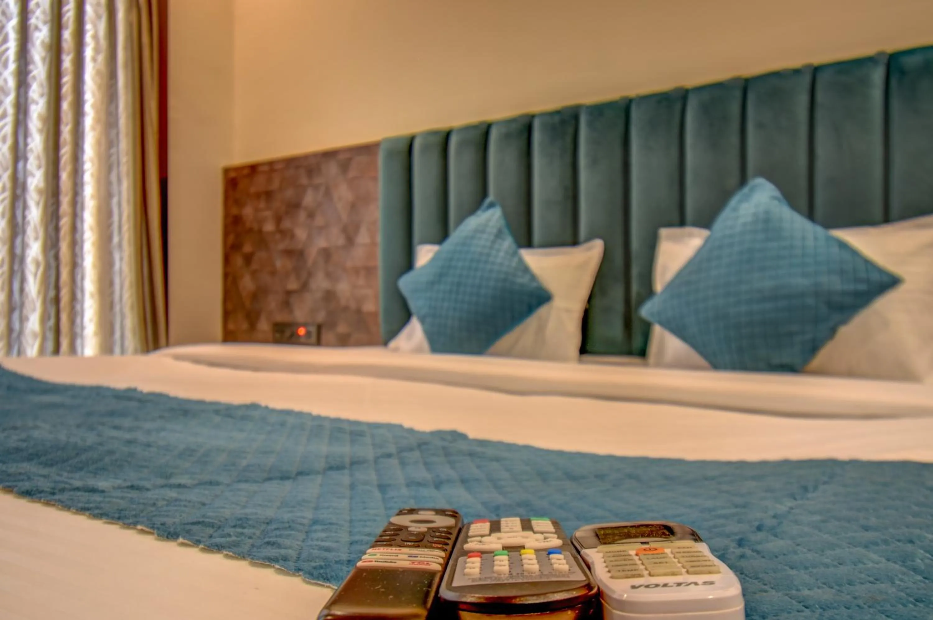 Bed in Holiday Plus