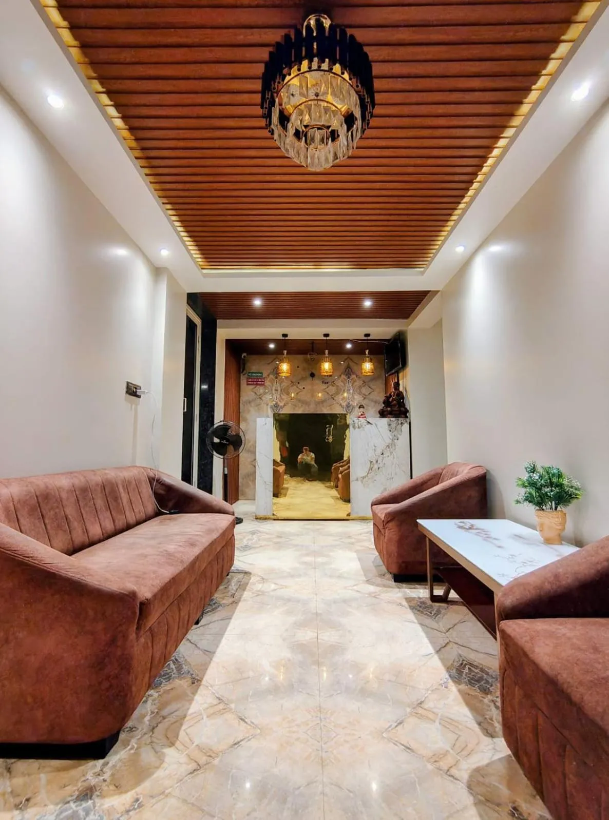 Lobby or reception in Holiday Plus