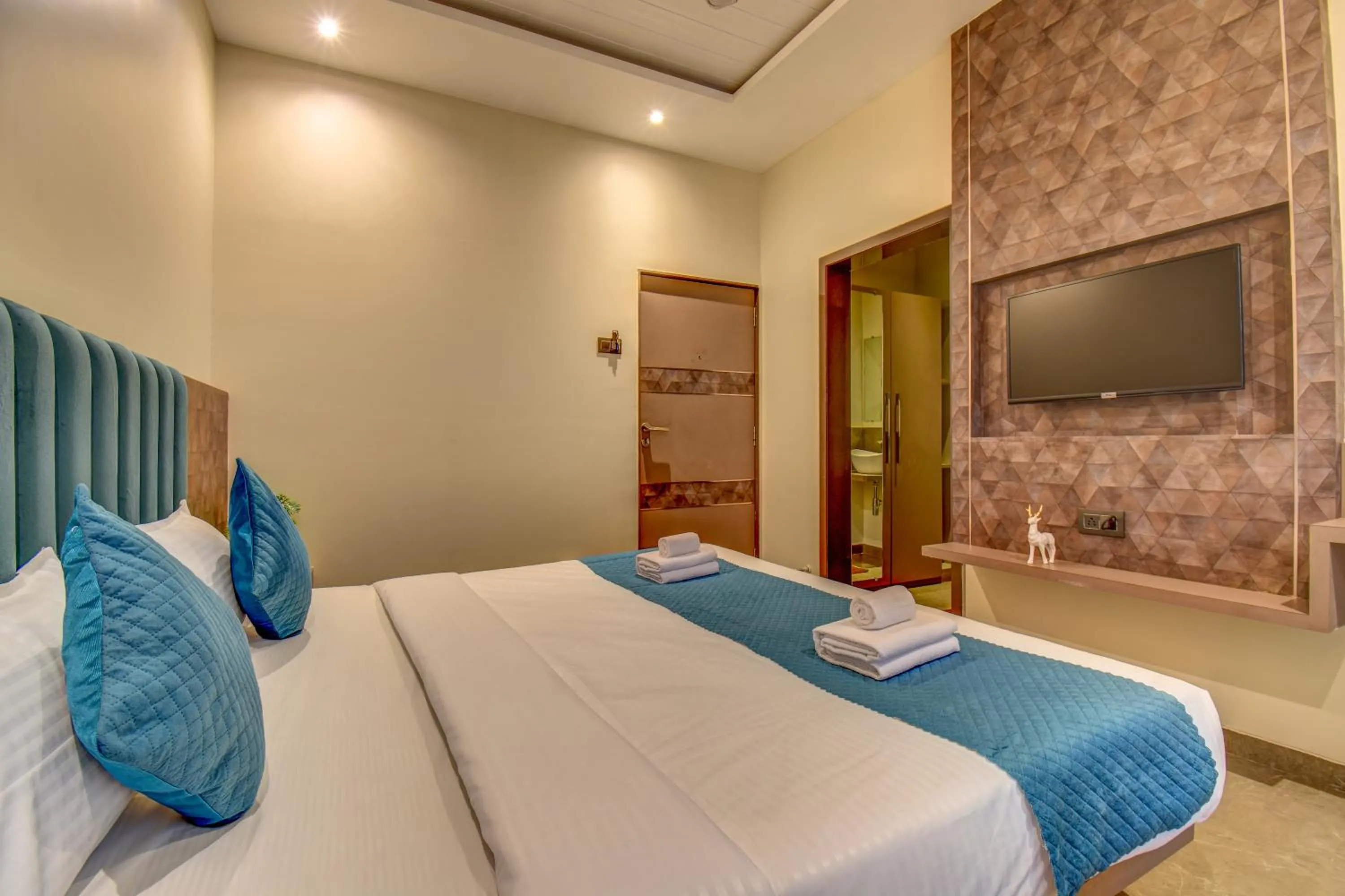 TV and multimedia, Bed in Holiday Plus