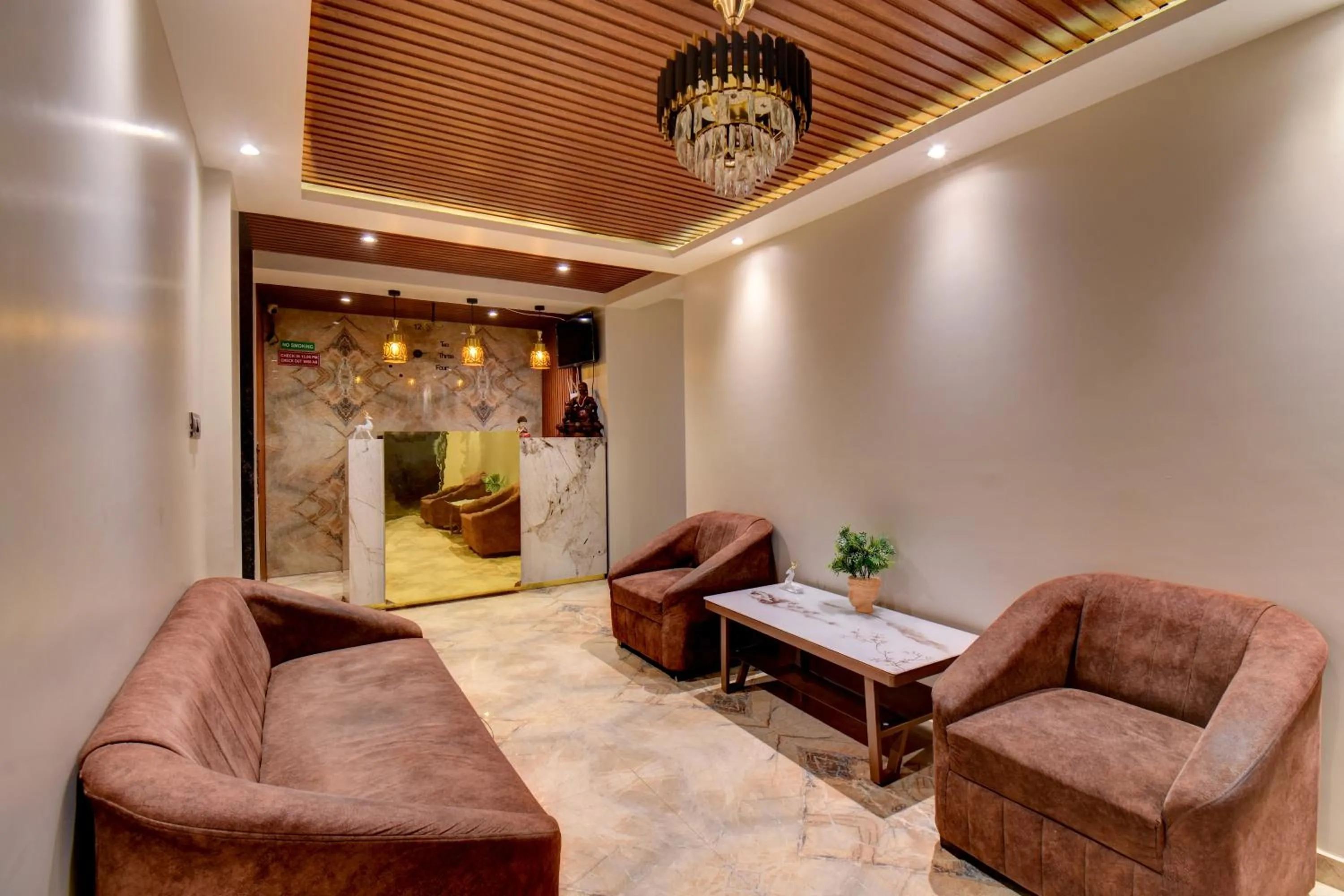 Lobby or reception in Holiday Plus