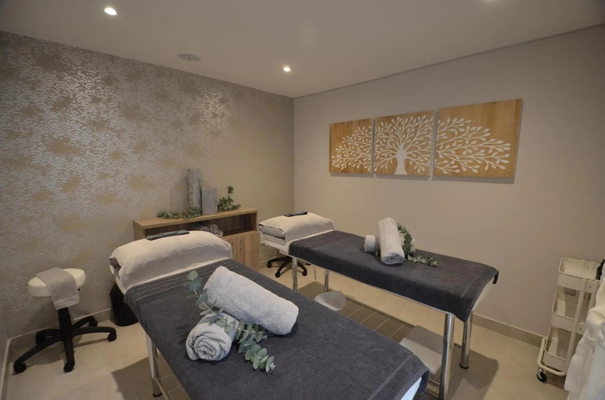 Massage in Black Eagle Hotel & Spa