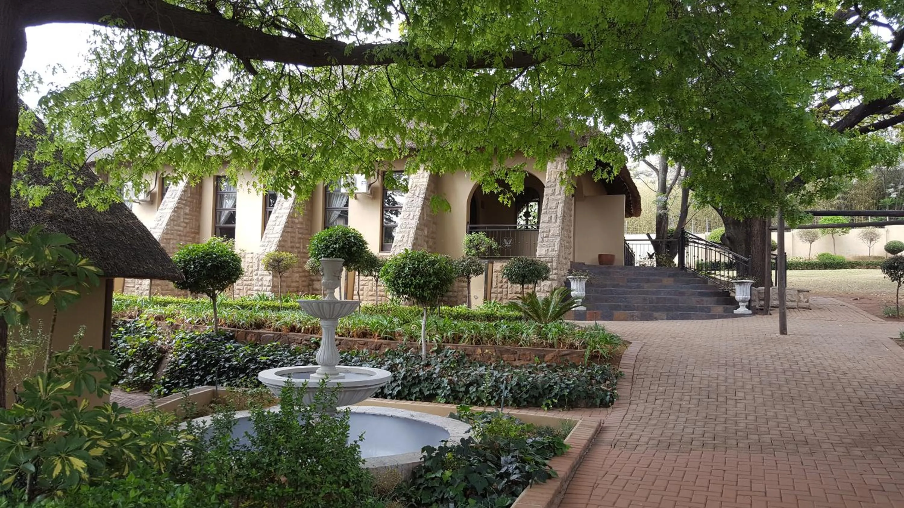 Spring in Black Eagle Hotel & Spa