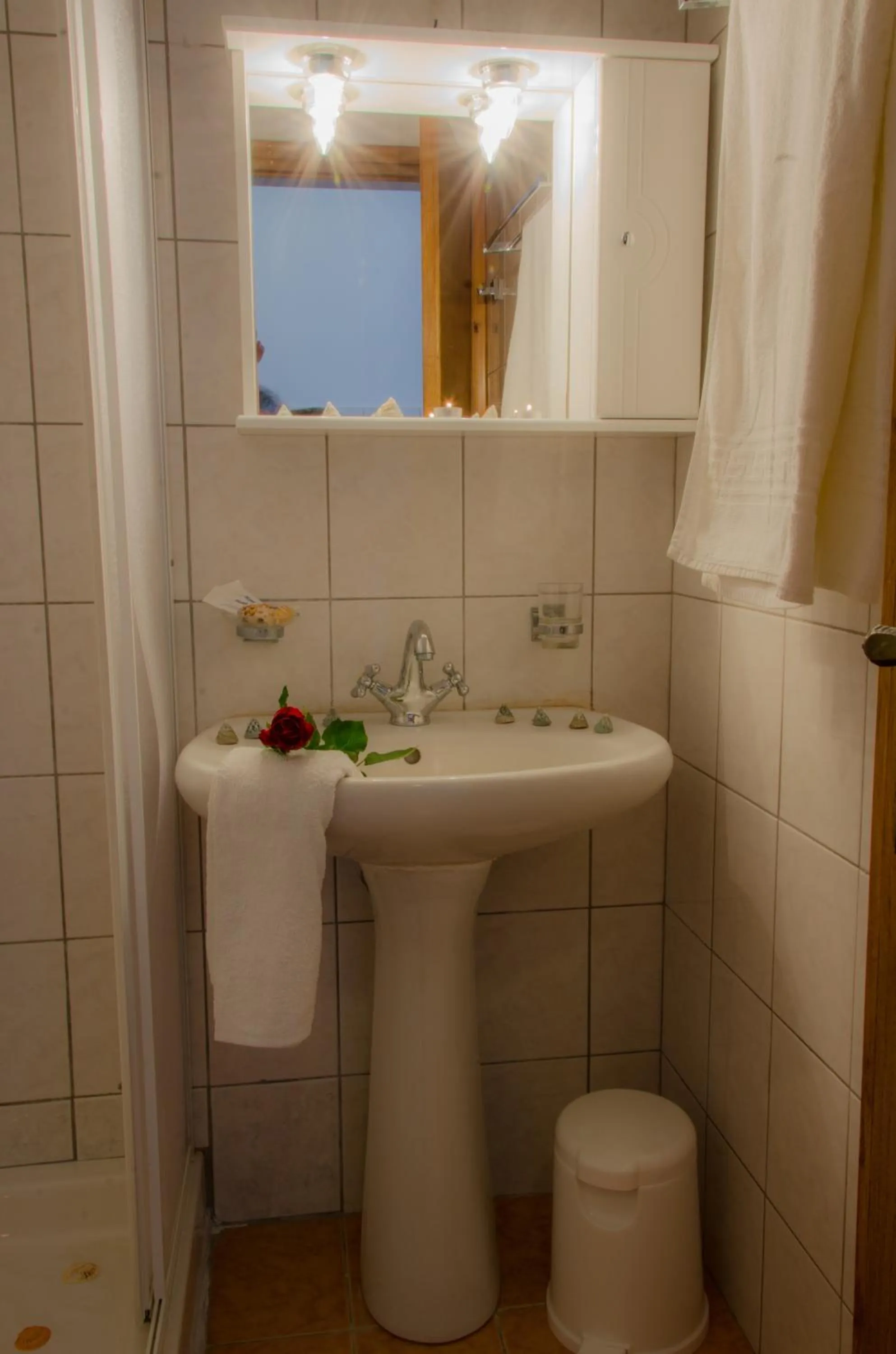 Bathroom in Polykratis Rooms