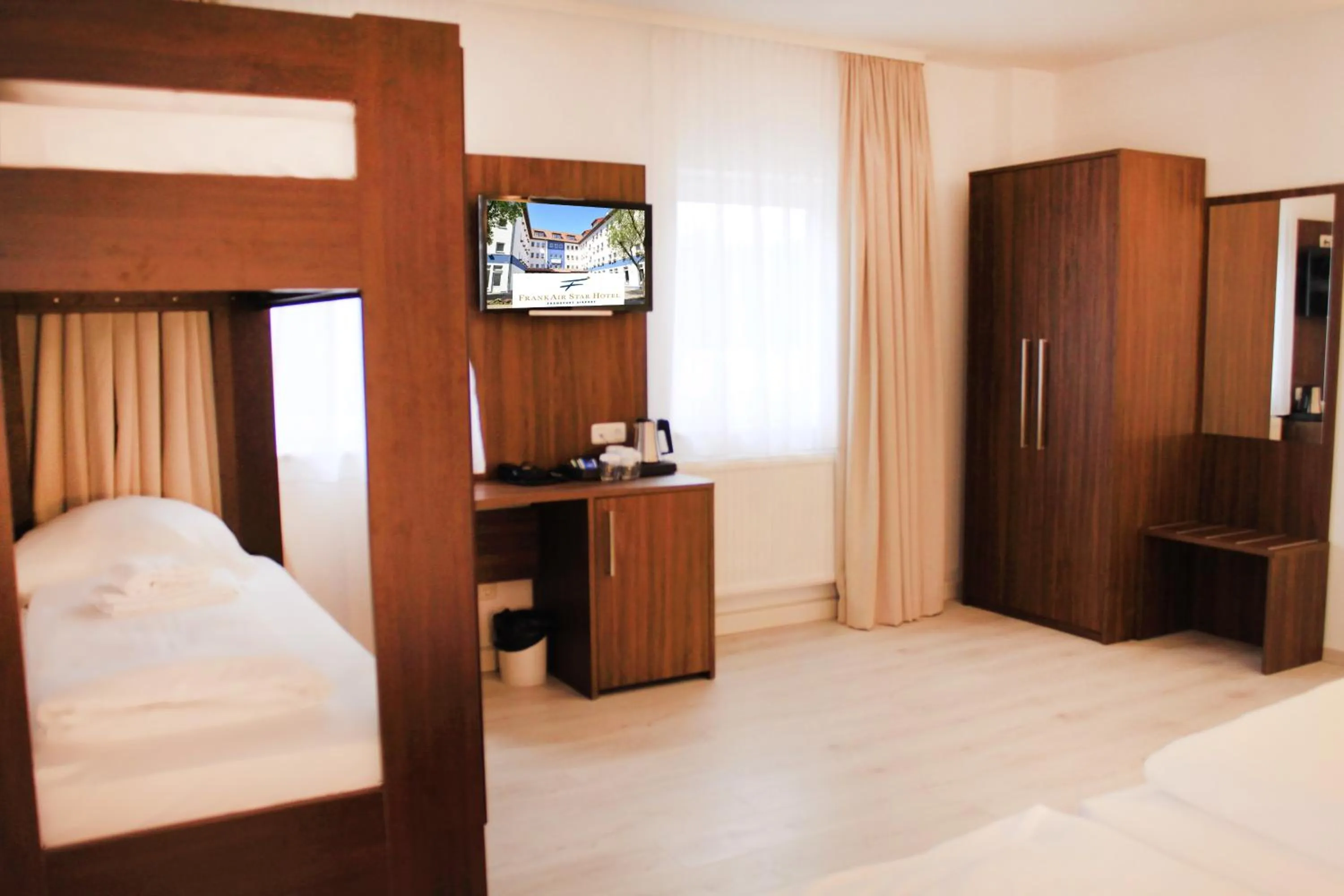 Bed in Anor Hotel & Conference Center Frankfurt Airport