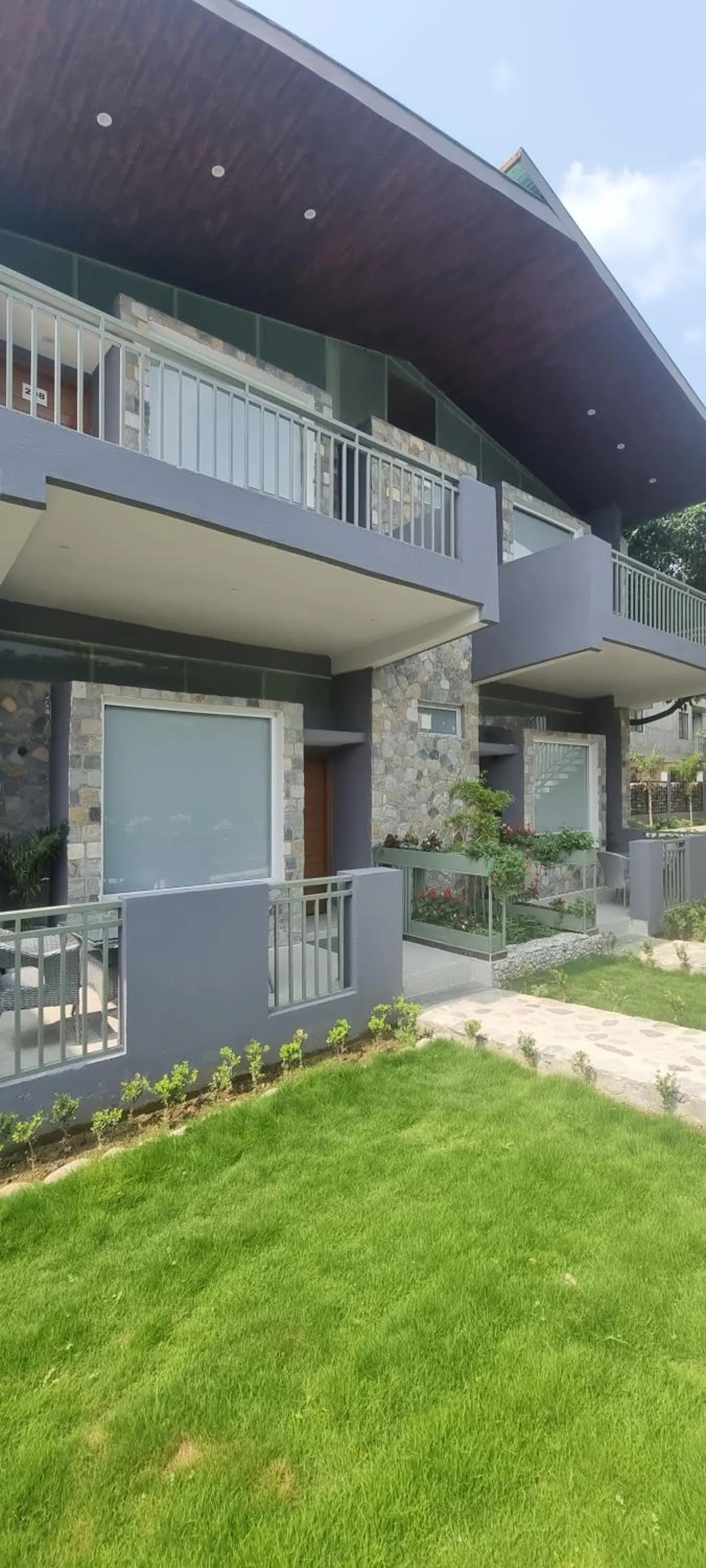 Ravihans Aranyam - Resort & Restaurant