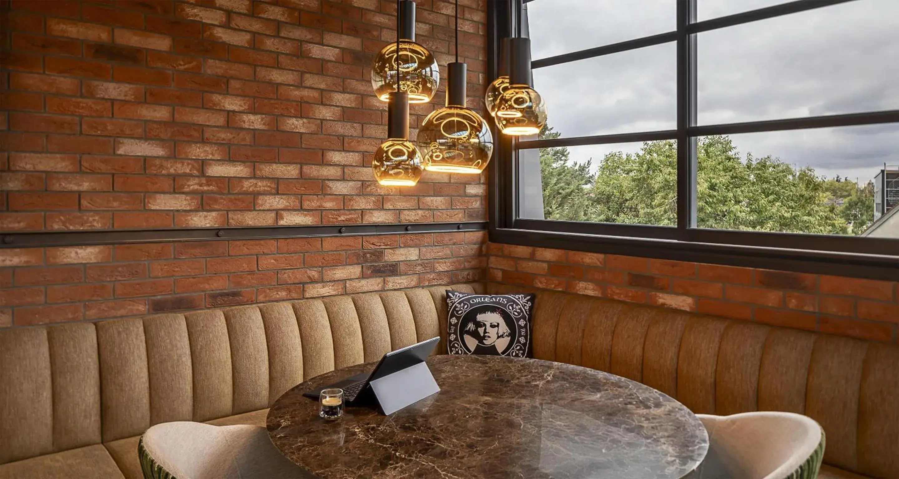 Lounge or bar in Best Western Plus Hotel Saint-Roch Orleans Lounge or bar in Best Western Plus Hotel Saint-Roch Orleans