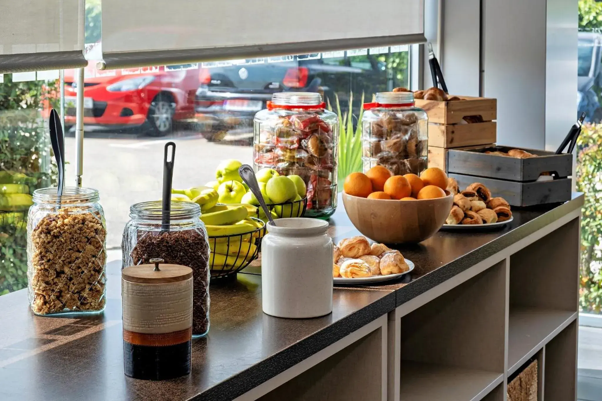 Breakfast in Holiday Inn Express Málaga Airport by IHG Breakfast in Holiday Inn Express Málaga Airport by IHG