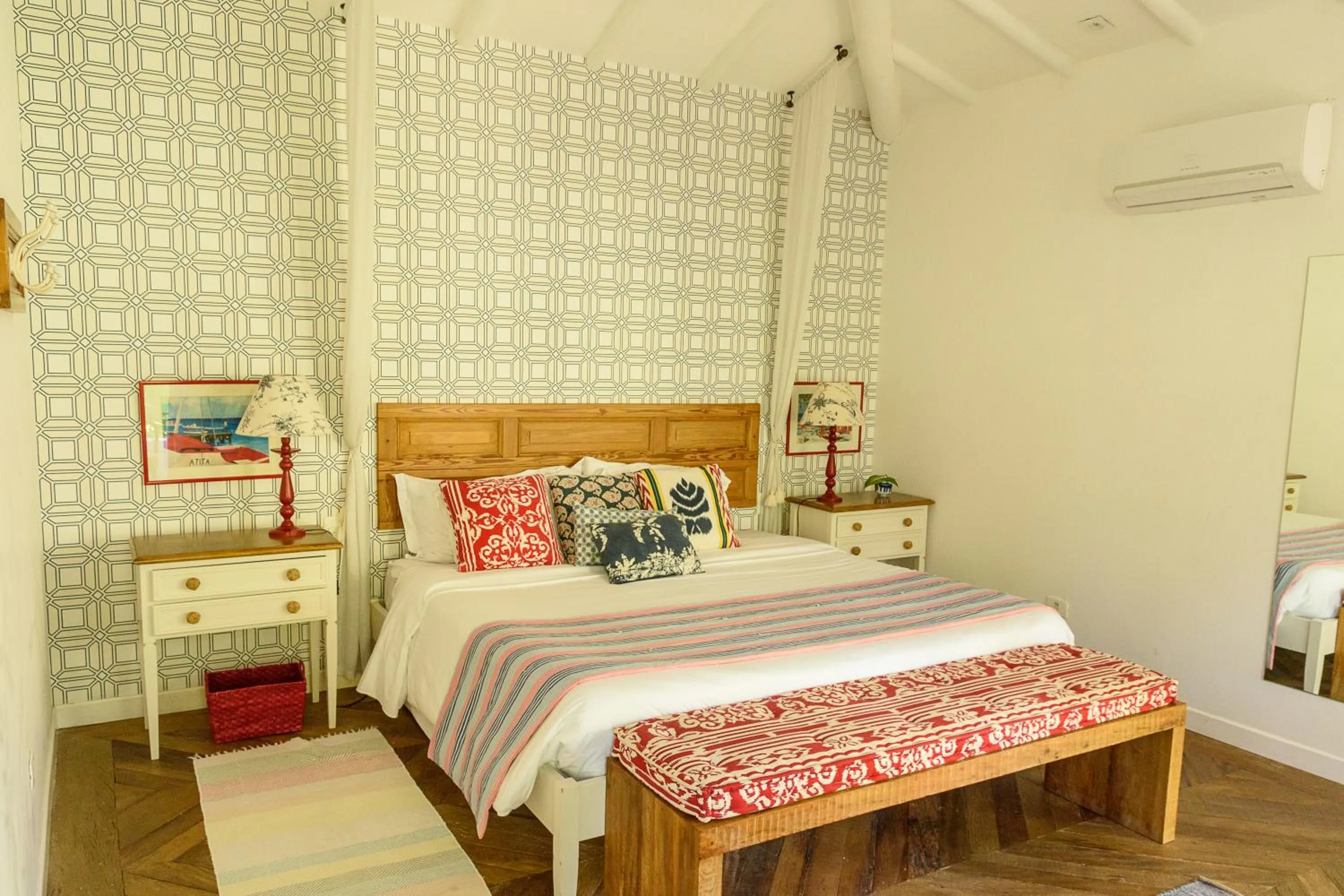 Bed in TW Guaimbê Exclusive Suítes