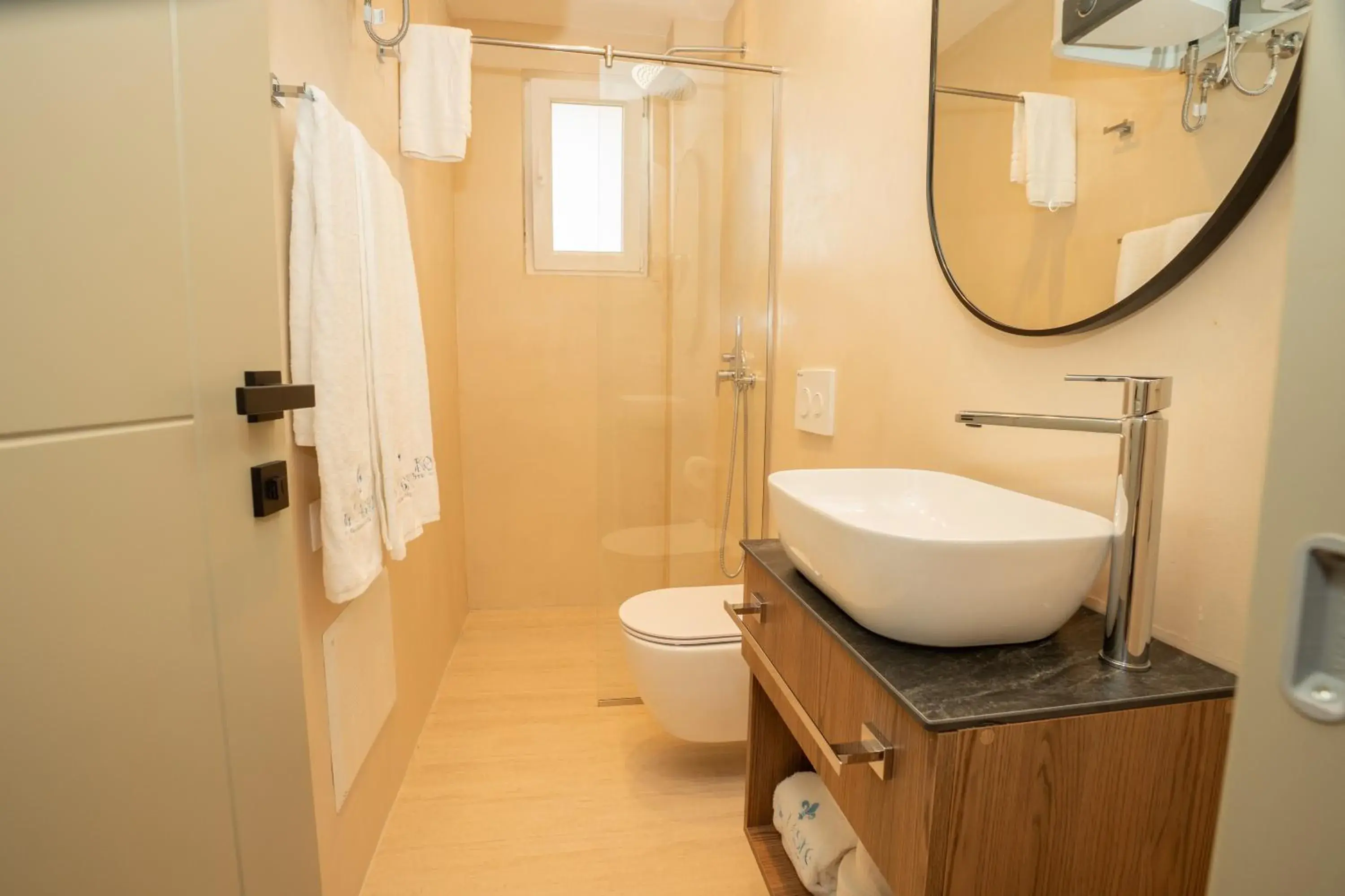 Triple Room with Balcony in Vila Lasko Hotel Triple Room with Balcony in Vila Lasko Hotel