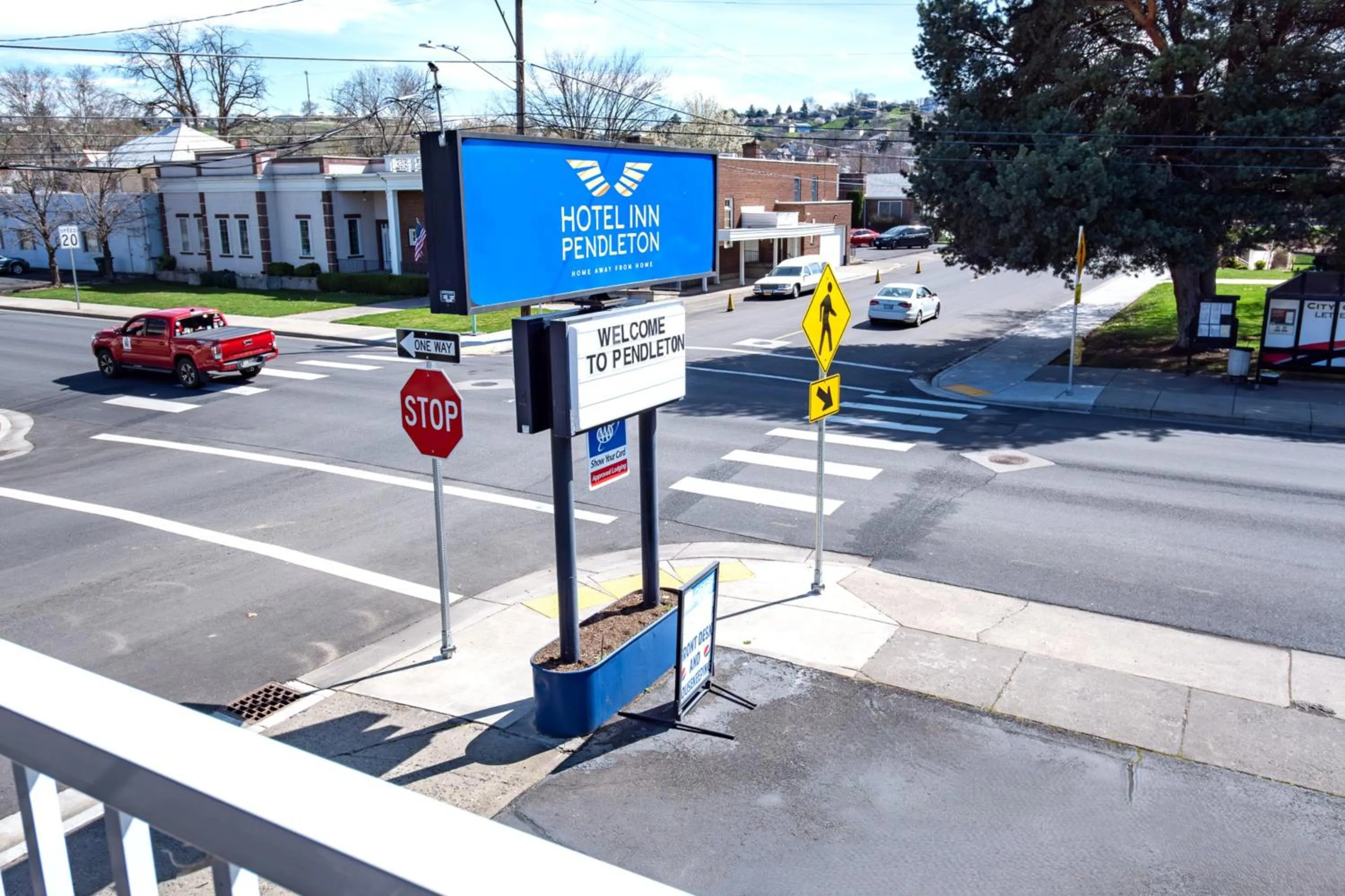 Facade/entrance in Hotel Inn Pendleton I-84