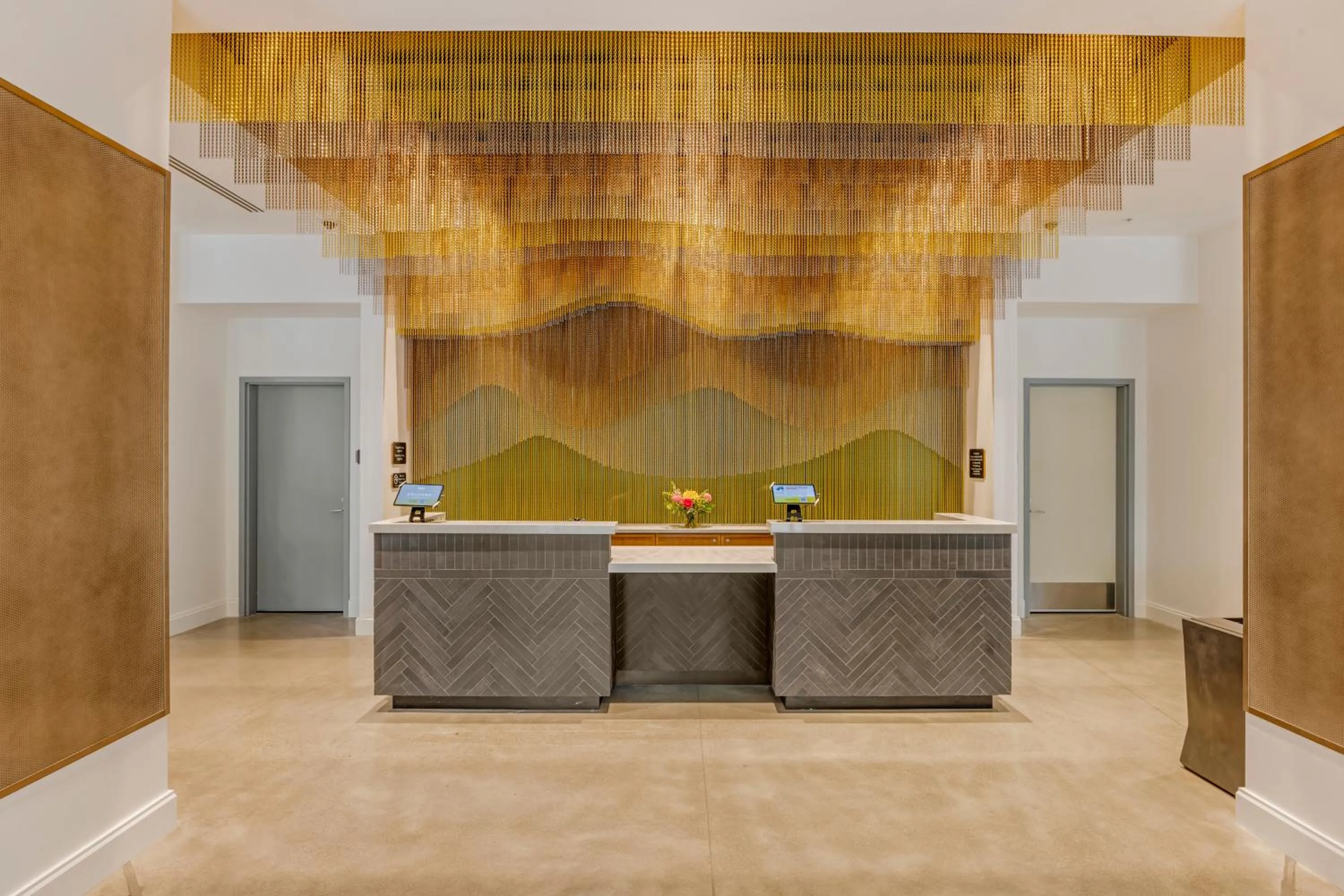 Lobby or reception in Cambria Hotel Portland - Pearl District