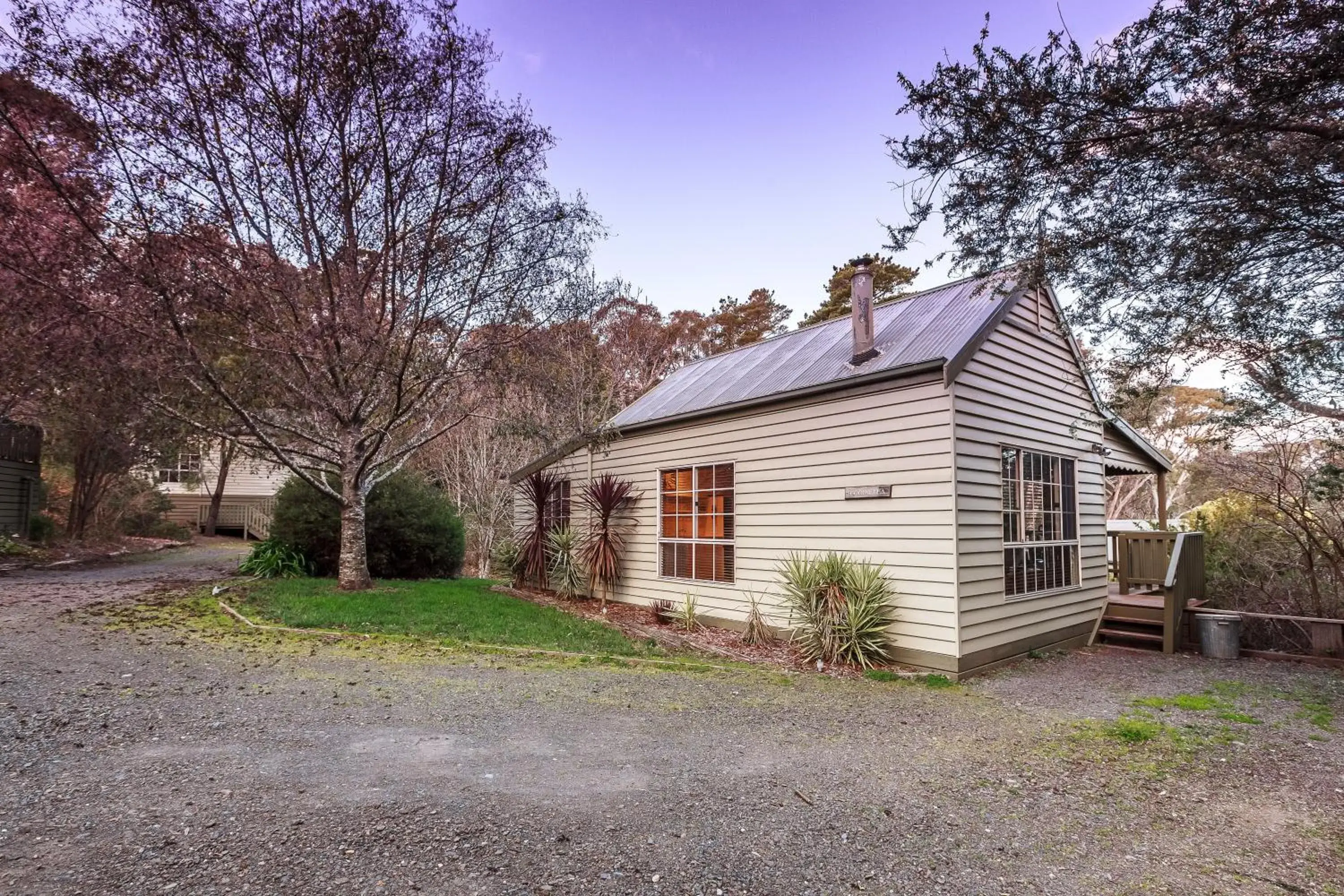 The Cottages at Hepburn Springs The Cottages at Hepburn Springs
