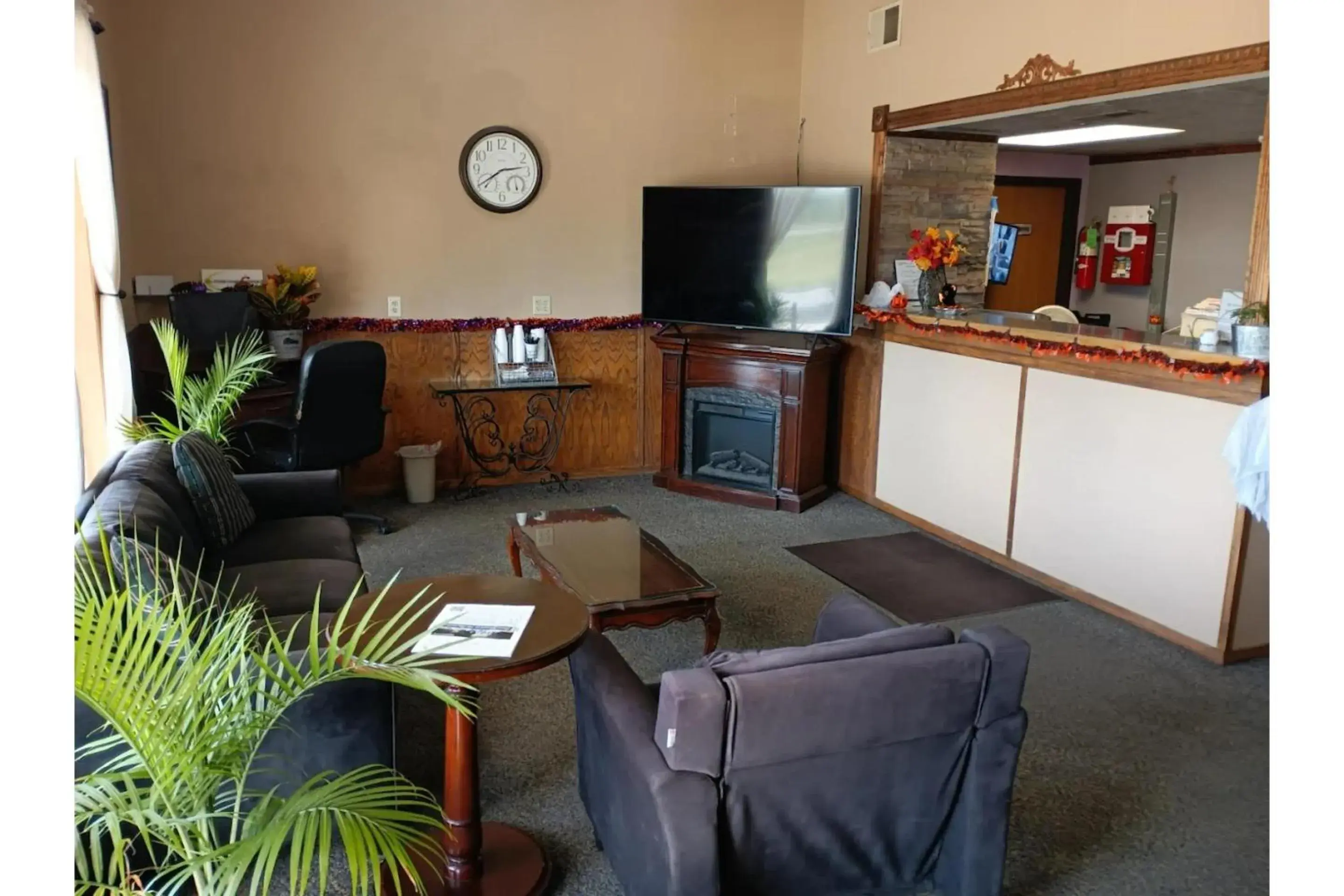 Lobby or reception in Hotel O Englewood-South Denver CO Lobby or reception in Hotel O Englewood-South Denver CO