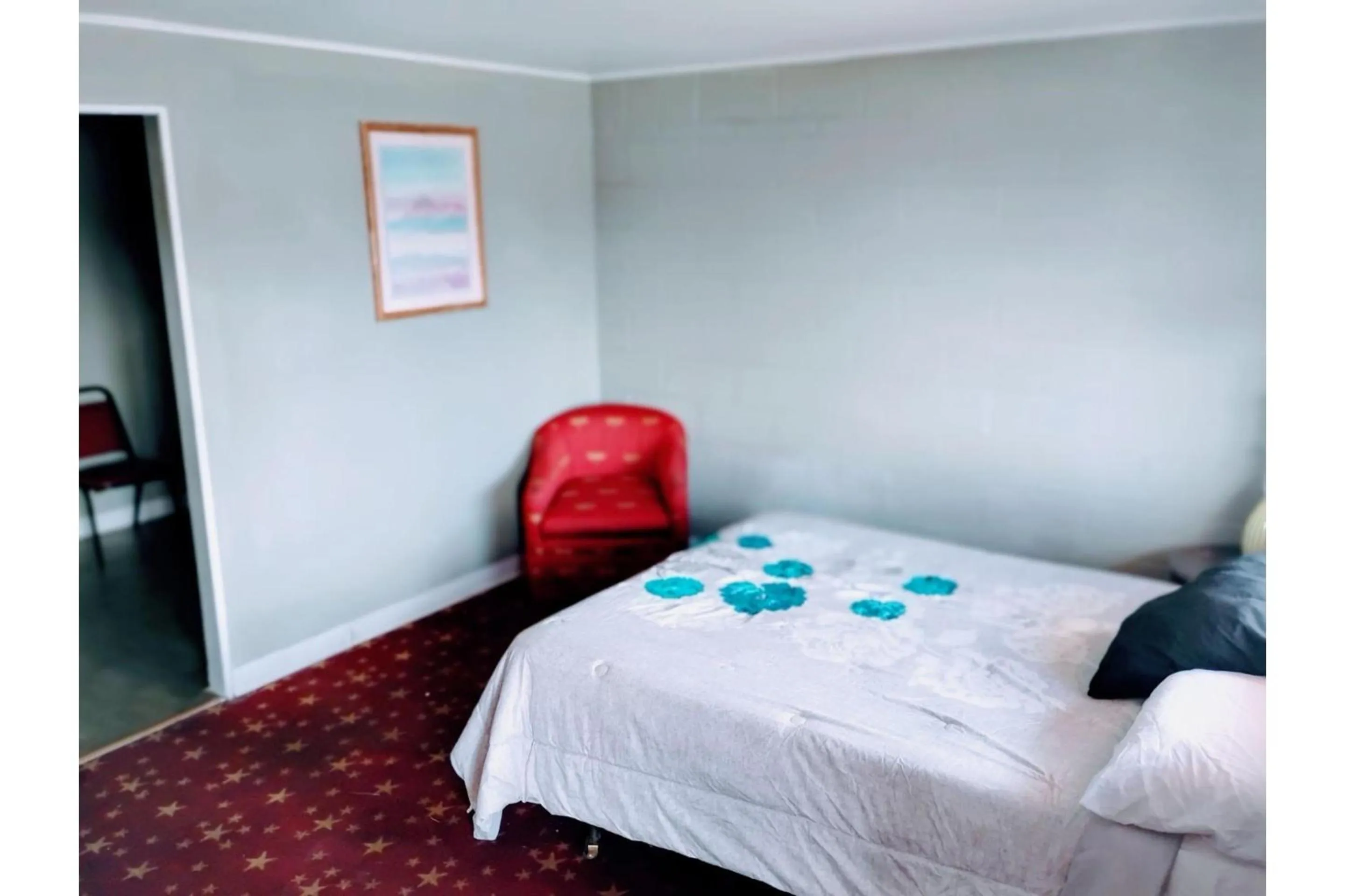 Bedroom, Bed in Hotel O Englewood-South Denver CO