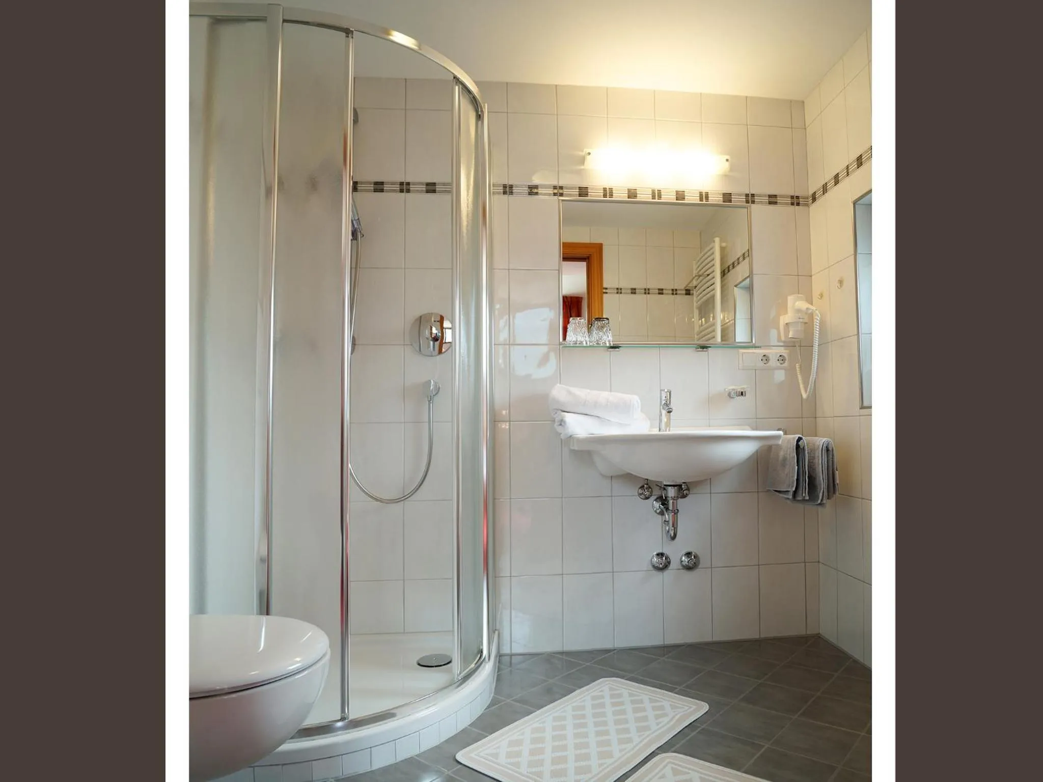 Bathroom in Pension Apartment Erna