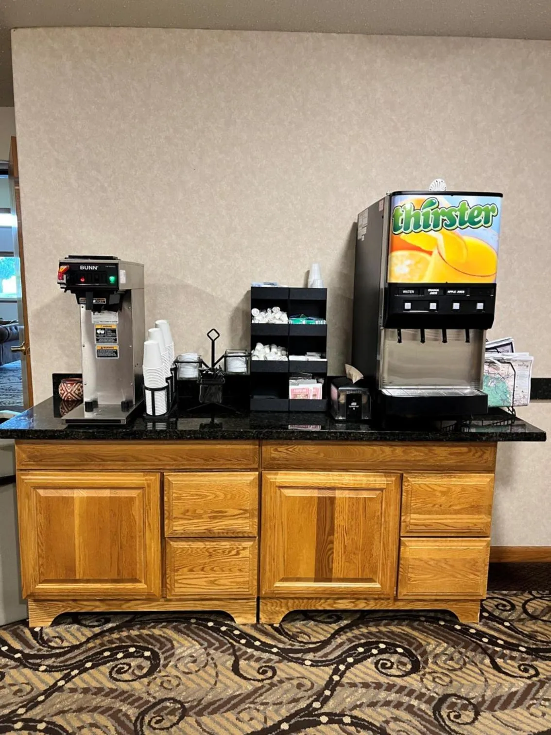 Breakfast in Serena Inn & Suites