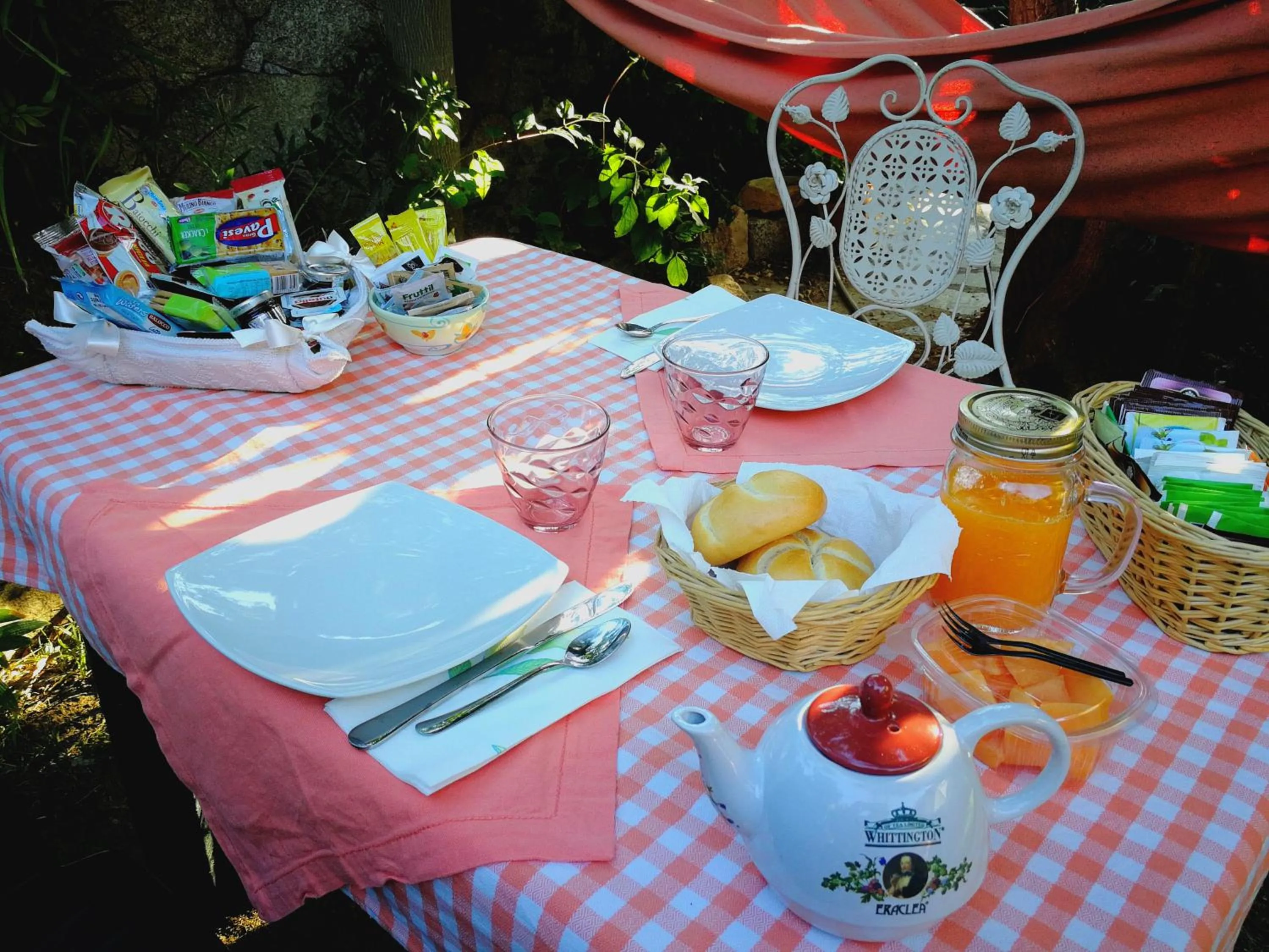 B&B Chorisia