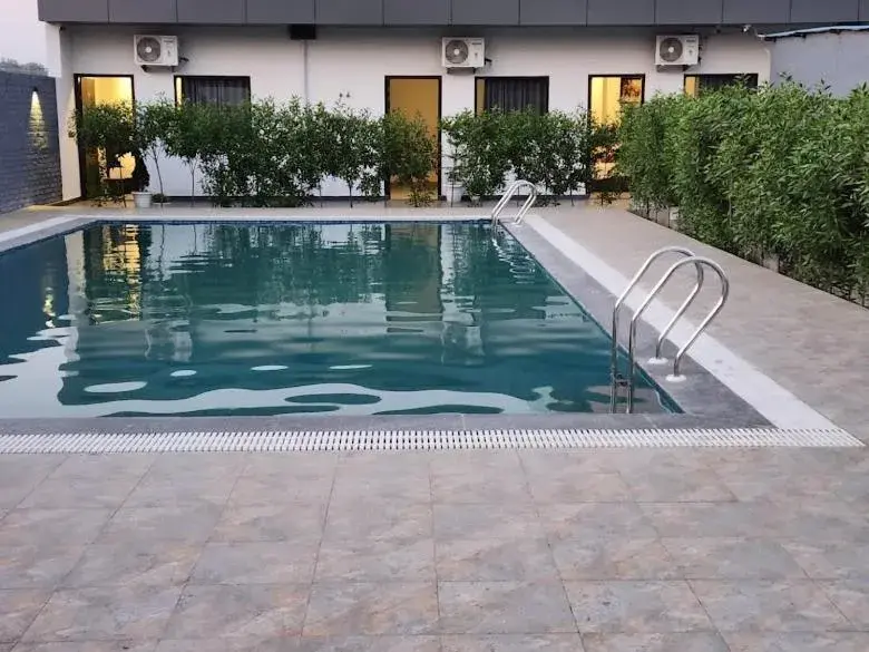 Day in The Lagoon Day in The Lagoon