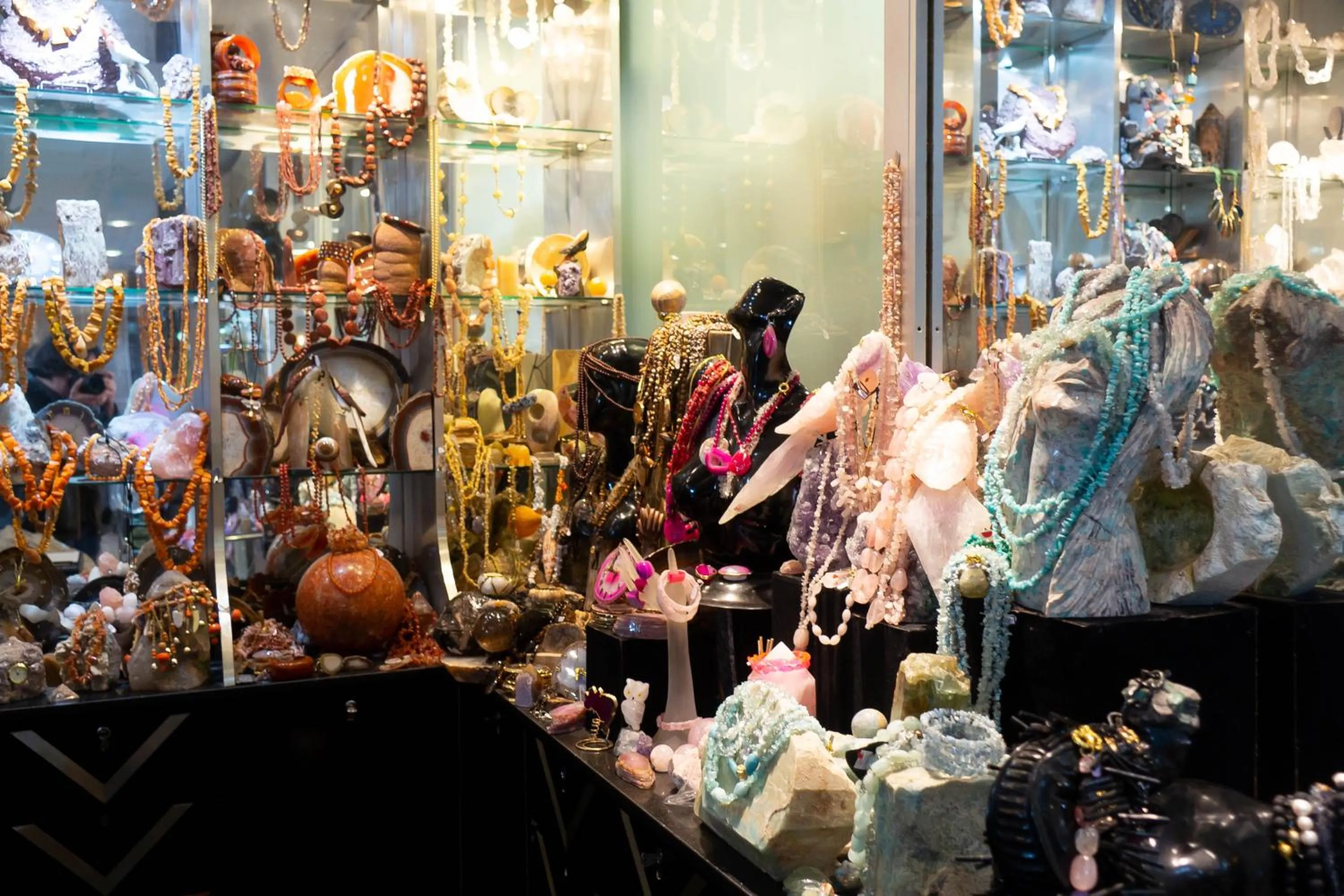 On-site shops in Plaza São Rafael Hotel