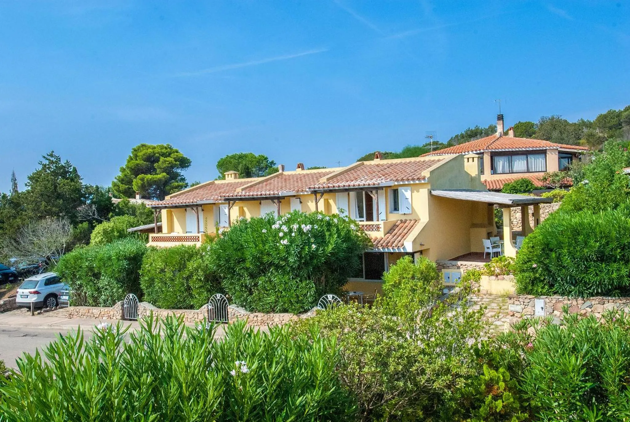 Property building in Hotel Punta Est