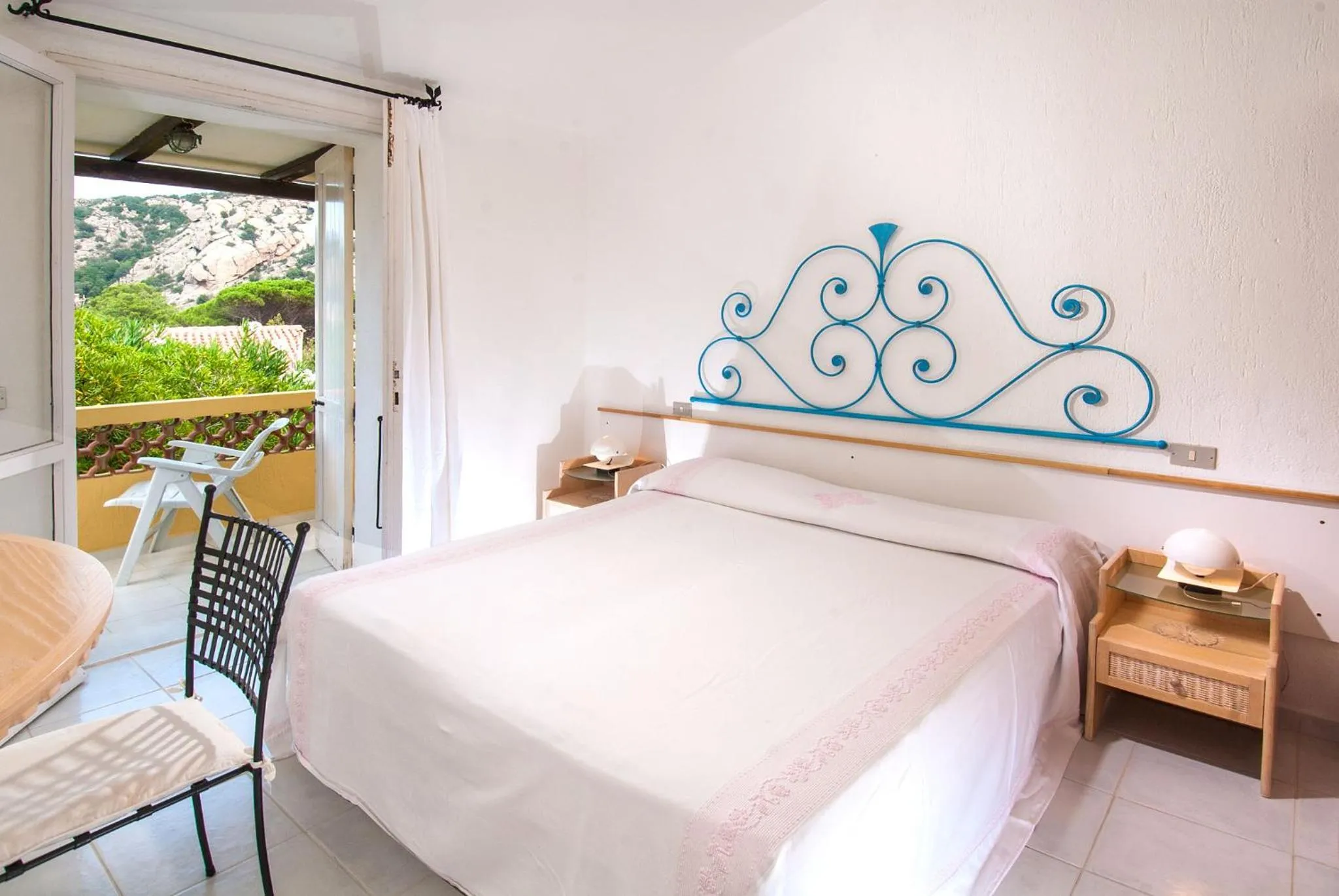 Bedroom, Bed in Hotel Punta Est