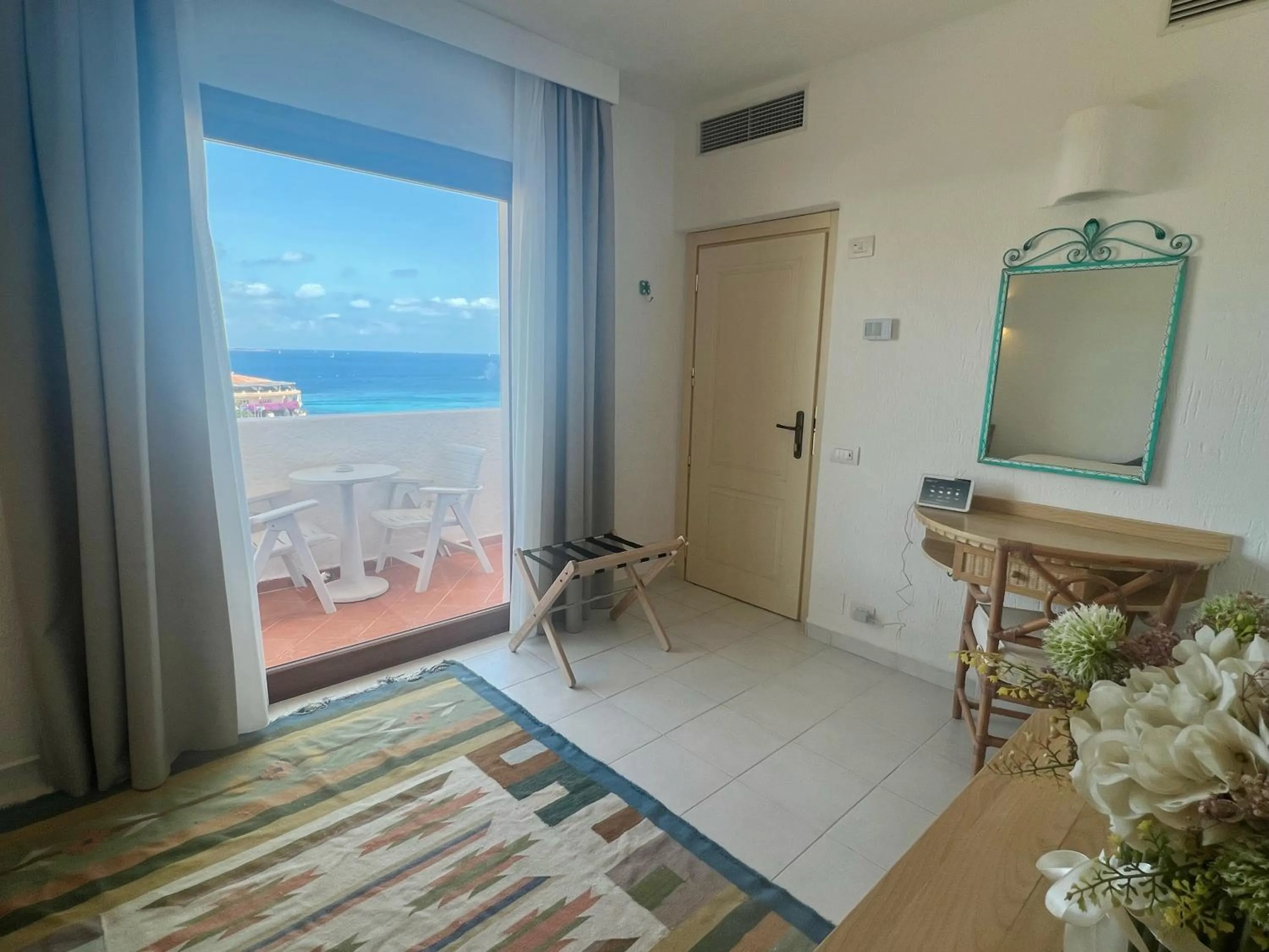 Living room in Hotel Punta Est