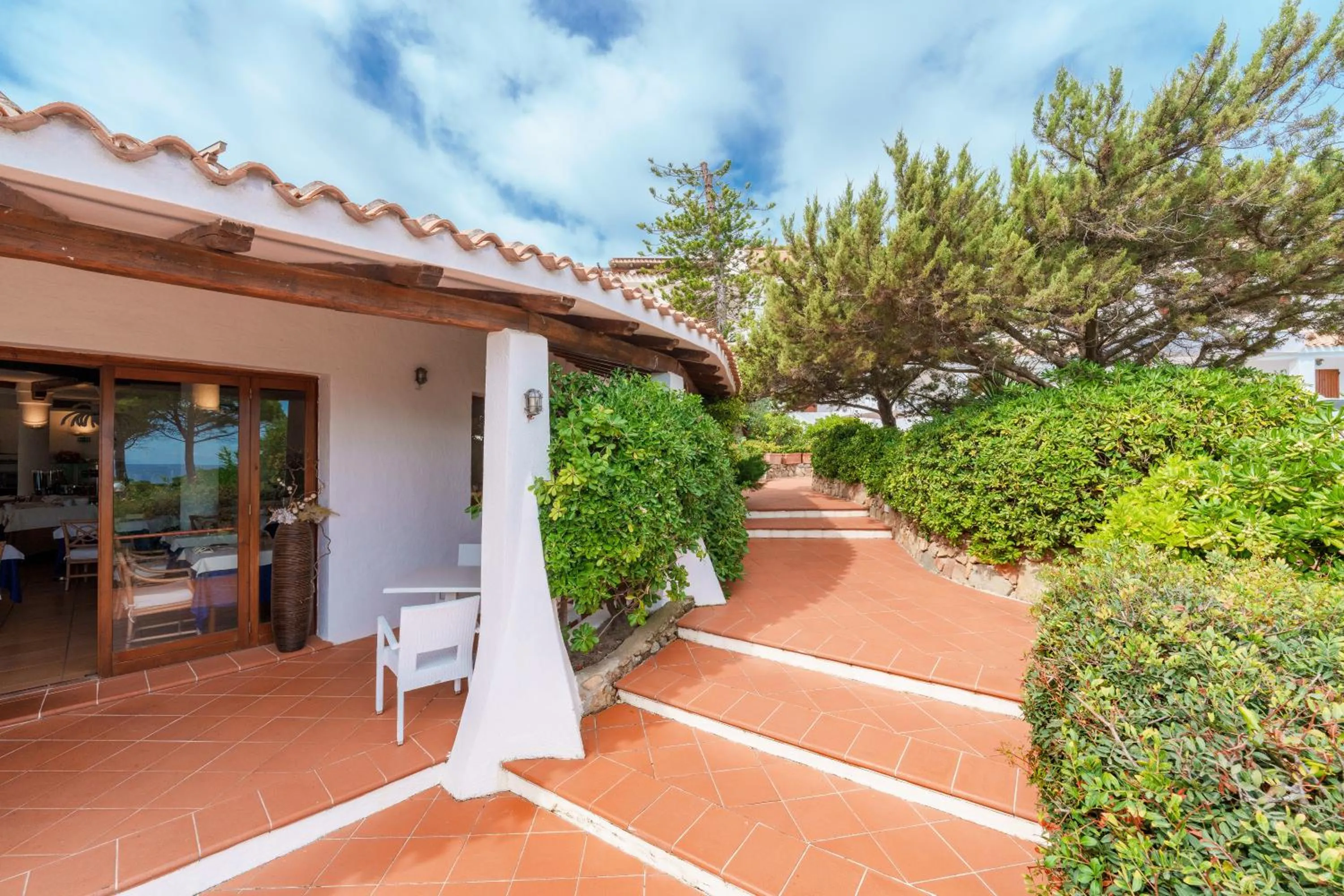 Restaurant/places to eat in Hotel Punta Est