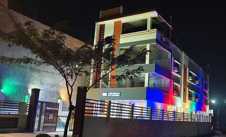 Property building in Hotel Sumangala Stay and Restaurant