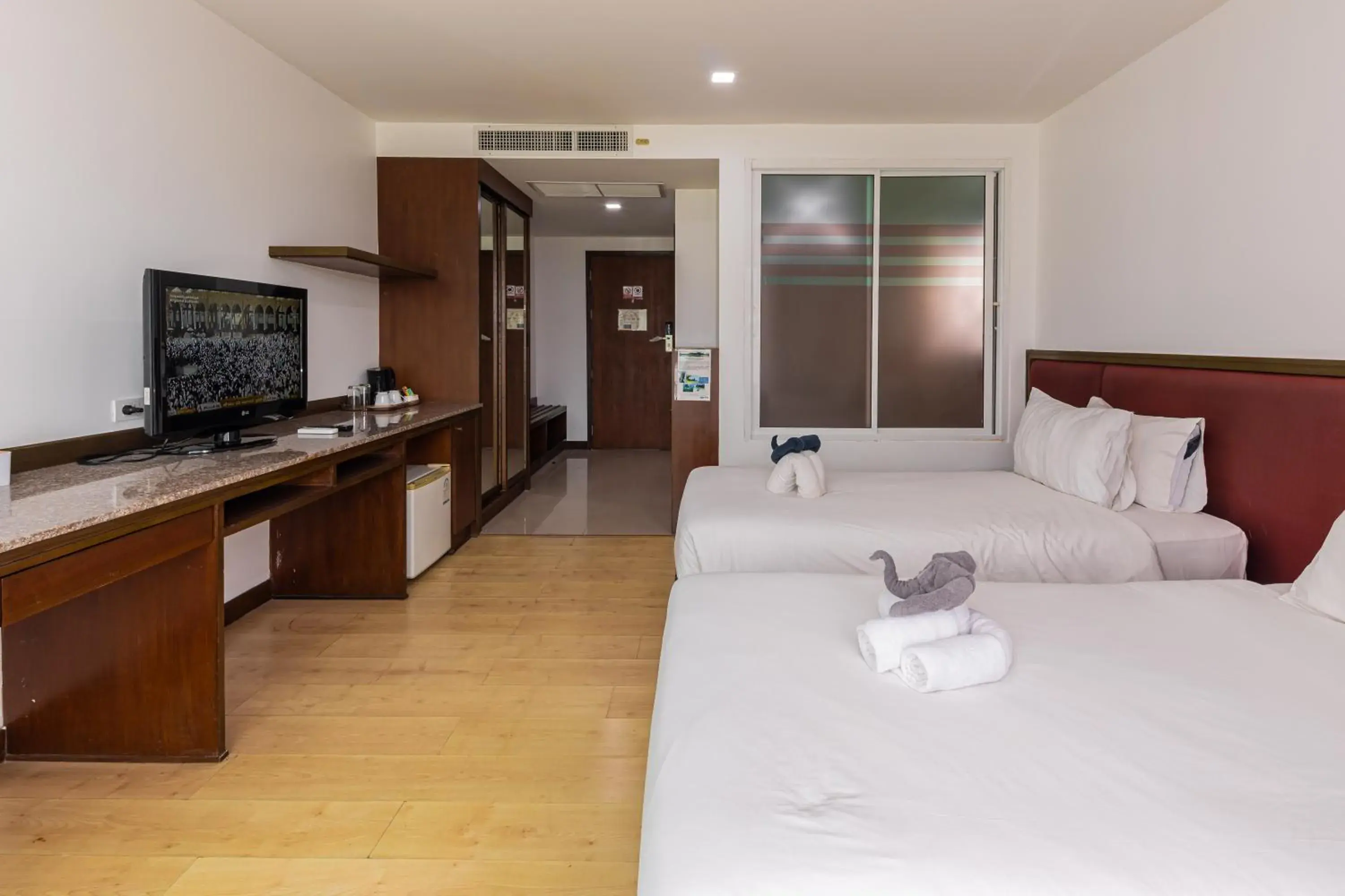 Deluxe Double or Twin Room with Balcony in The Kris Resort Hotel Deluxe Double or Twin Room with Balcony in The Kris Resort Hotel