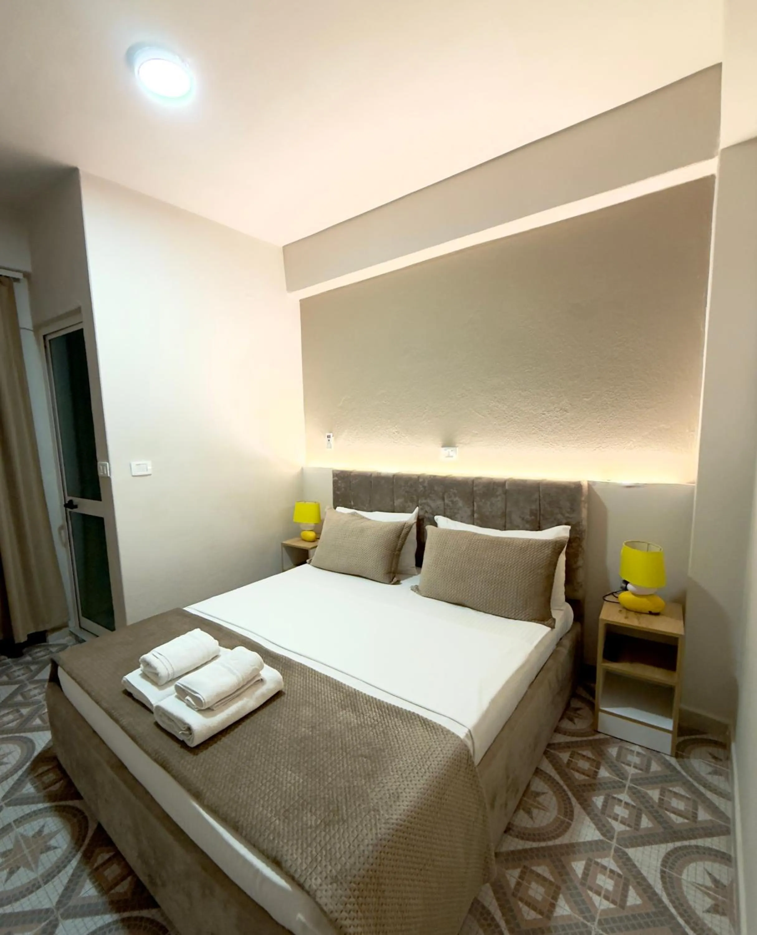 Bed in KURTI Hotel