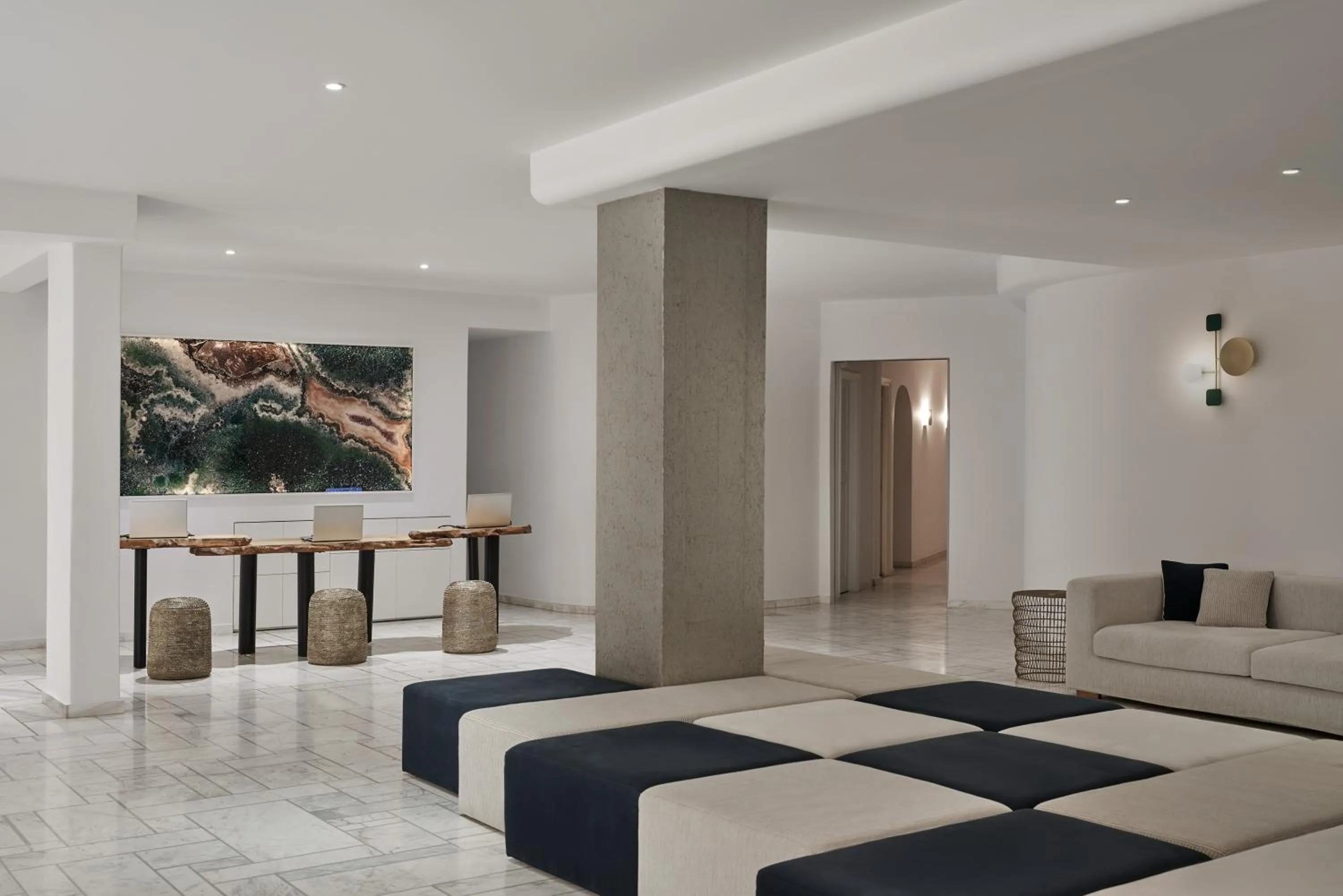 Lobby or reception, Bed in Kouros Hotel & Suites