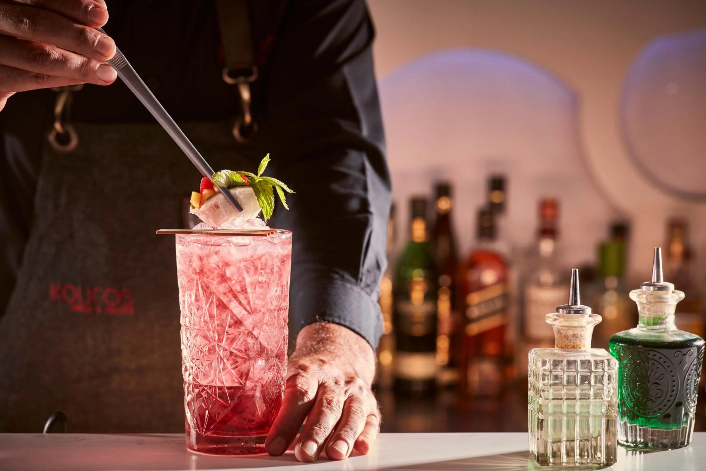 Lounge or bar in Kouros Hotel & Suites