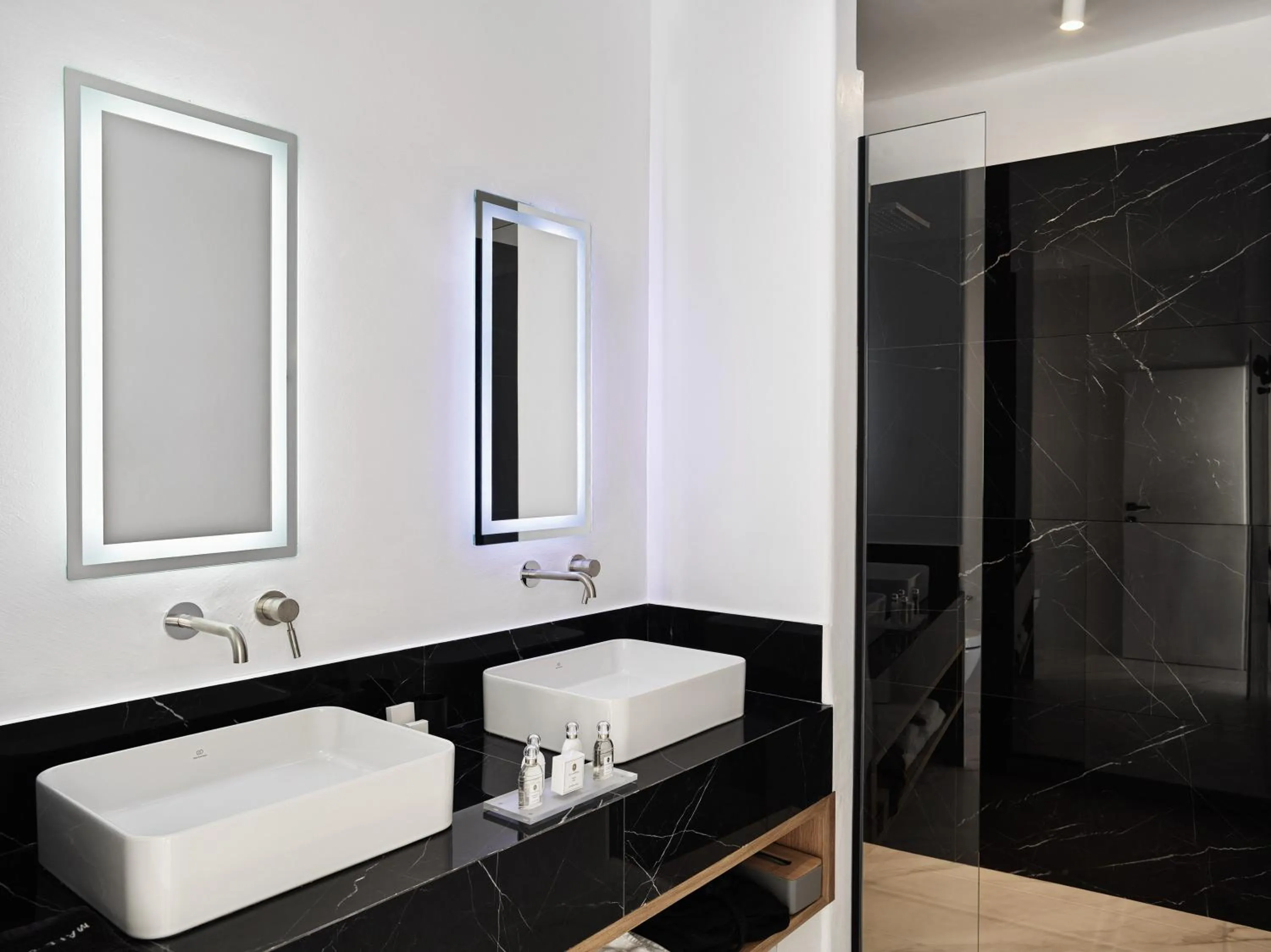 Bathroom in Kouros Hotel & Suites