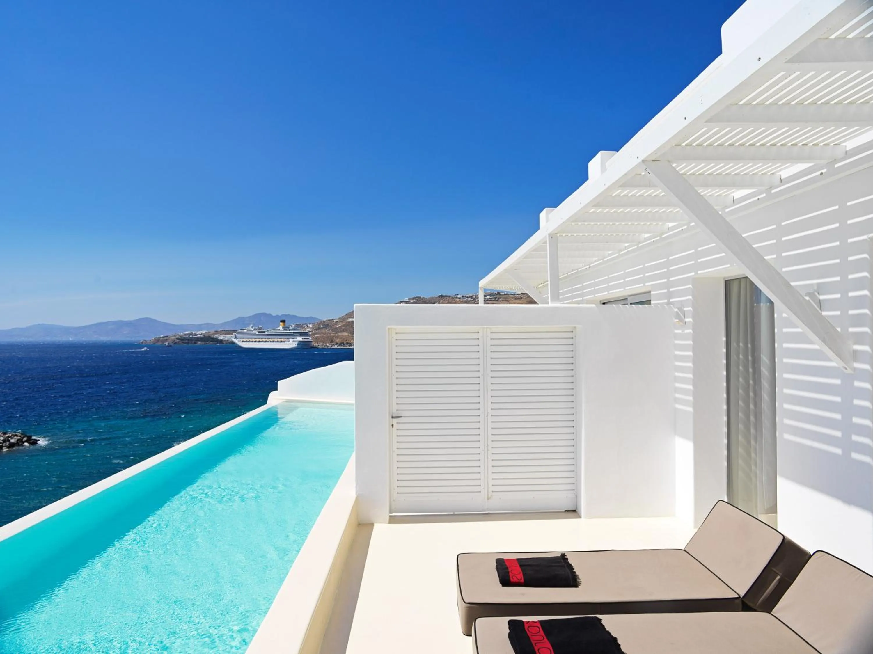 Sea view in Kouros Hotel & Suites