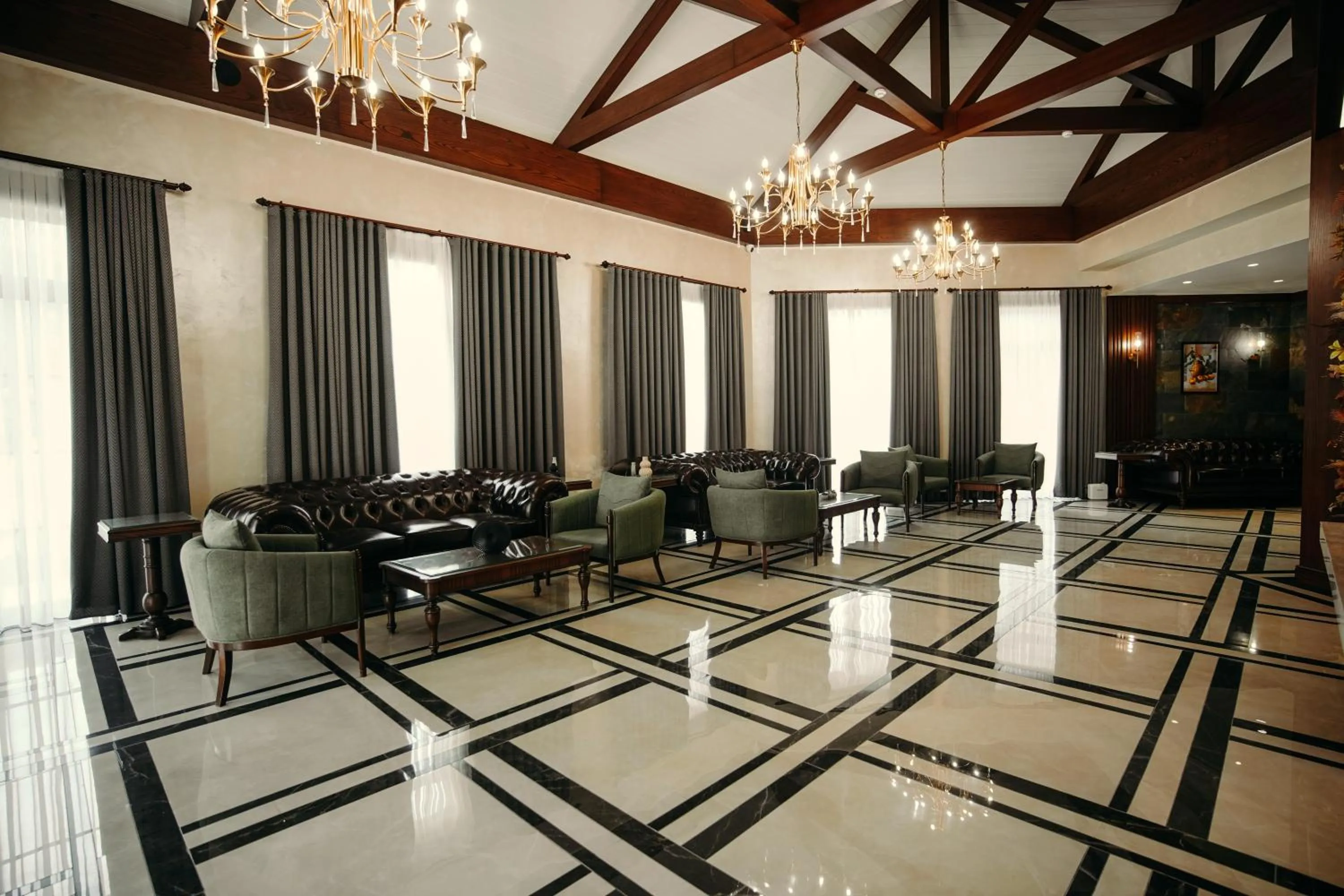 Lobby or reception in Hill Chalet Hotel Gabala