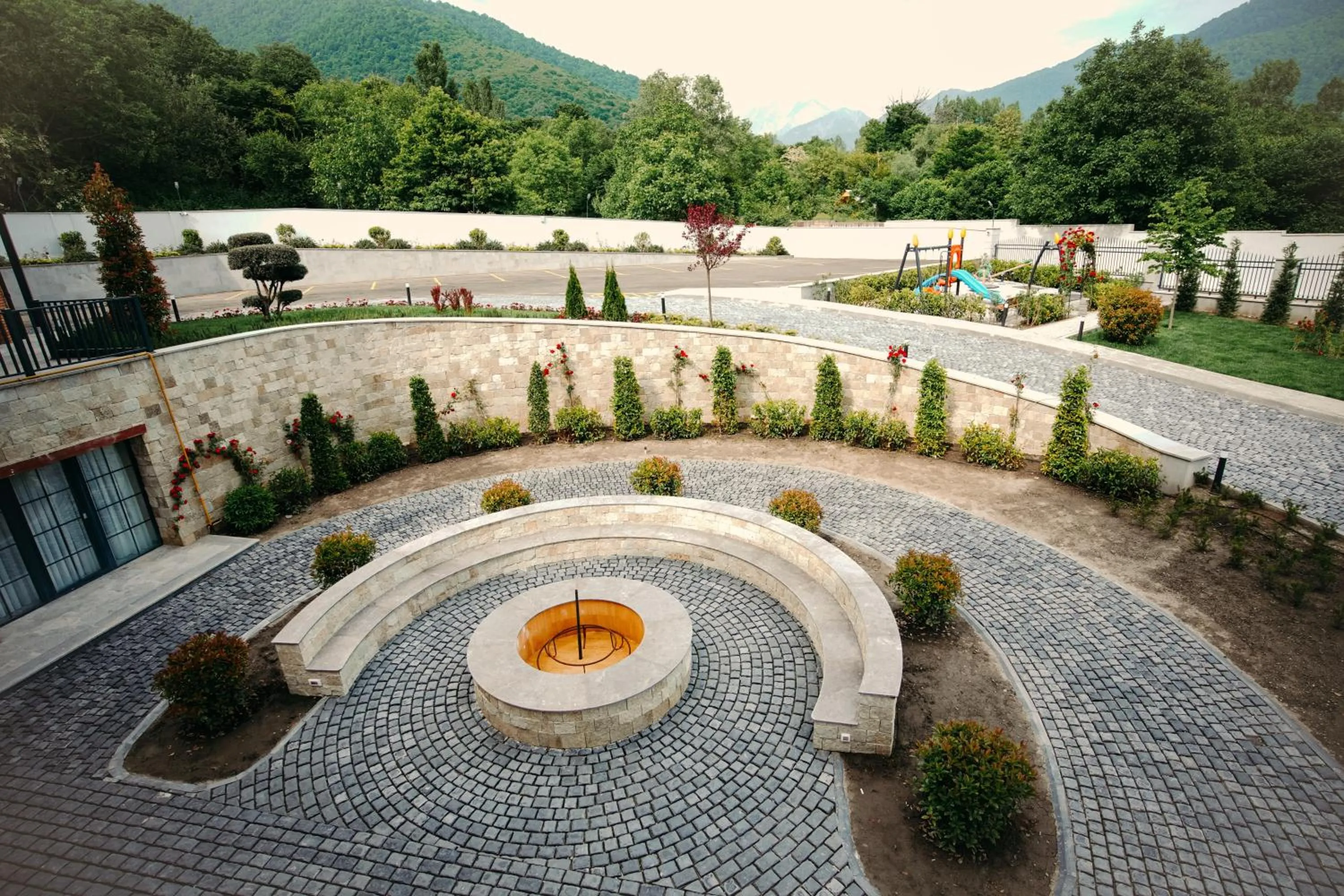 Day in Hill Chalet Hotel Gabala