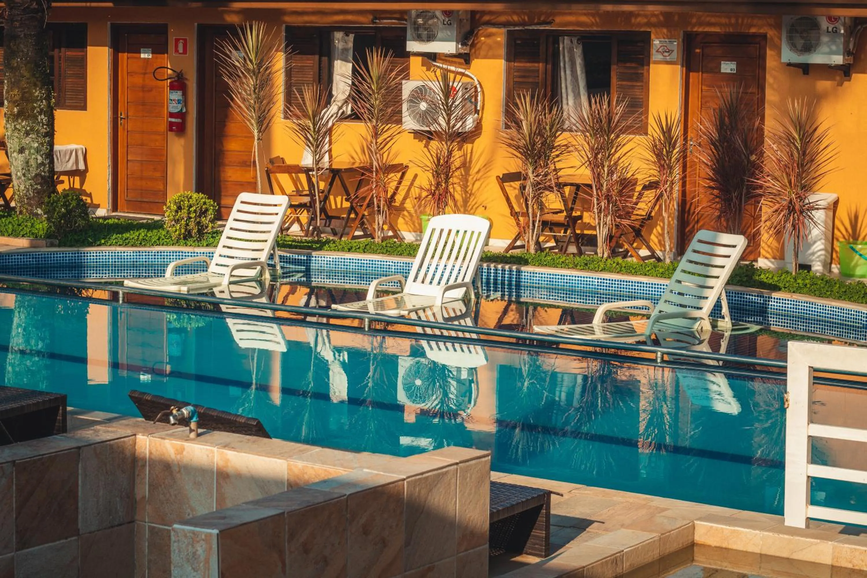 Swimming pool in Pousada Acqua Bella PISCINA CLIMATIZADA