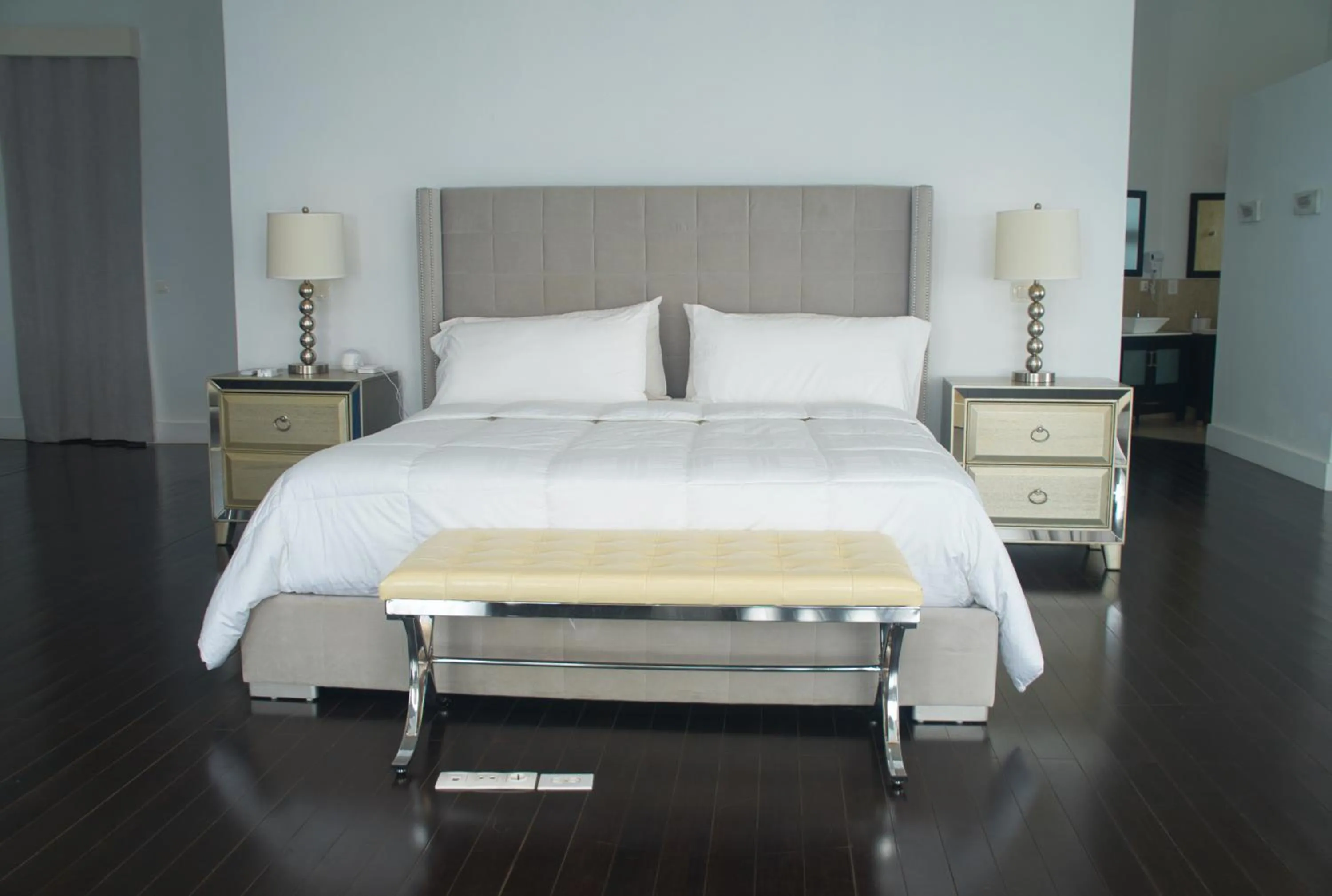 Sea view, Bed in The View Hotel CV
