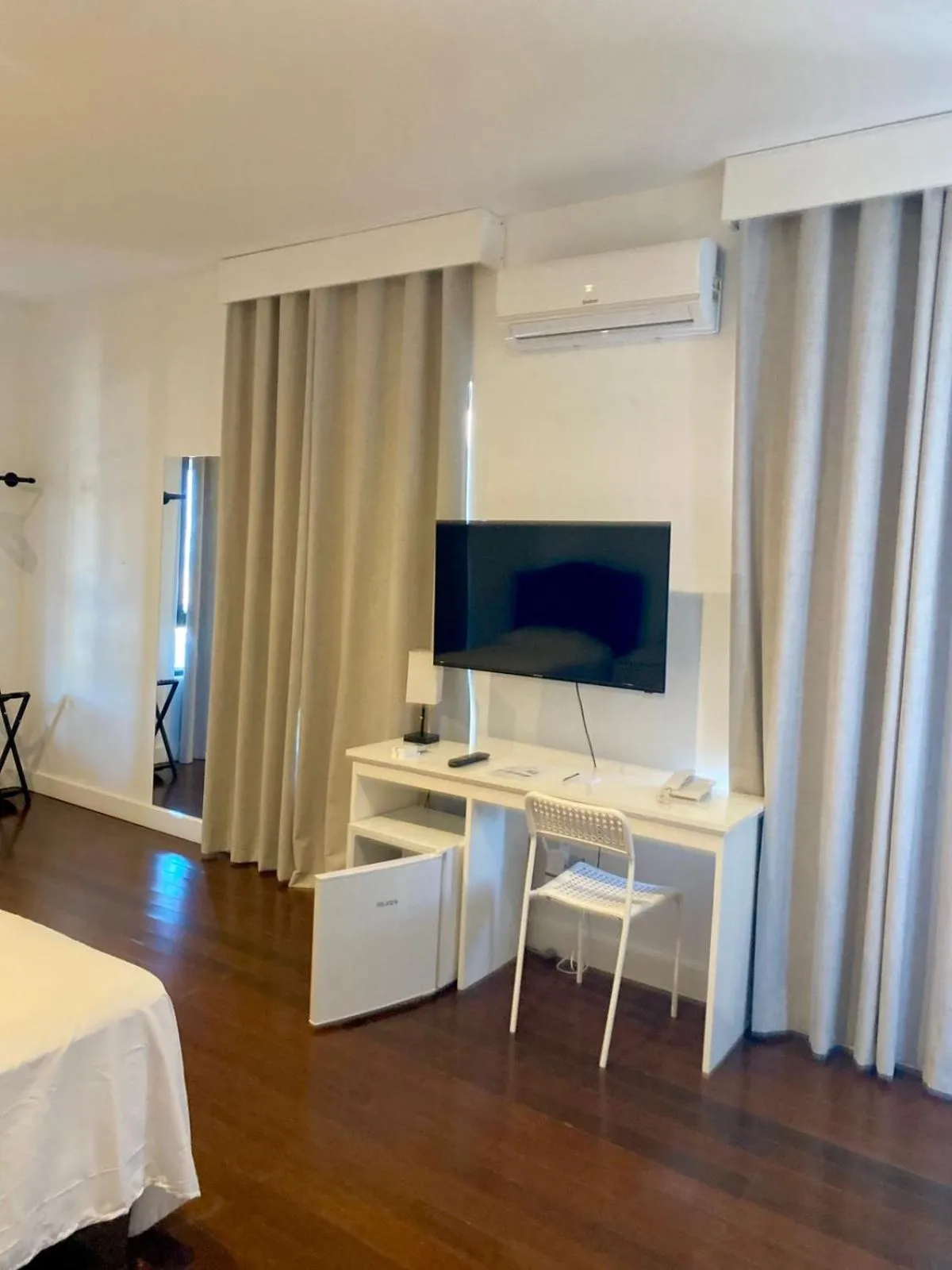 The View Hotel CV