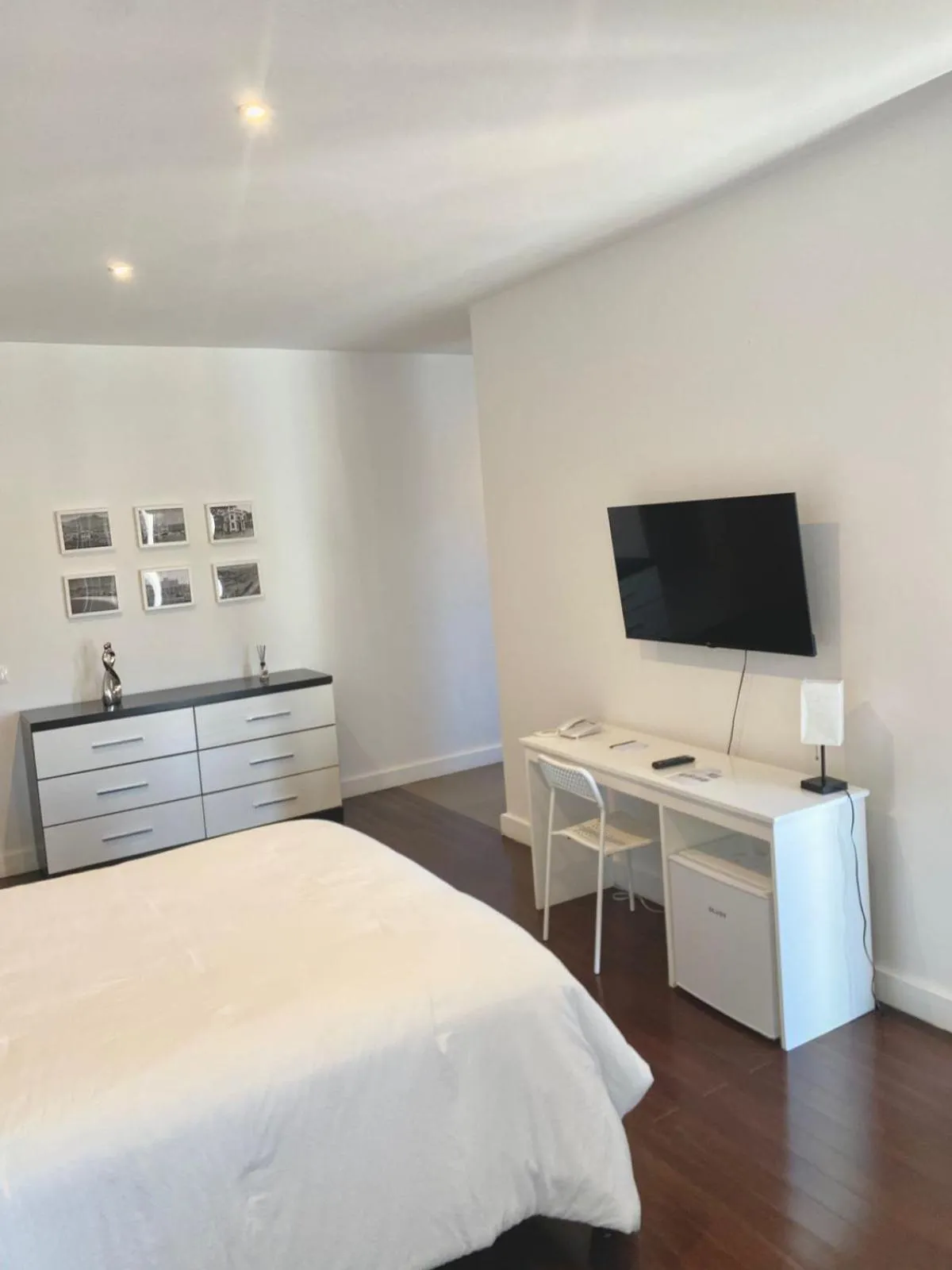 Bed in The View Hotel CV