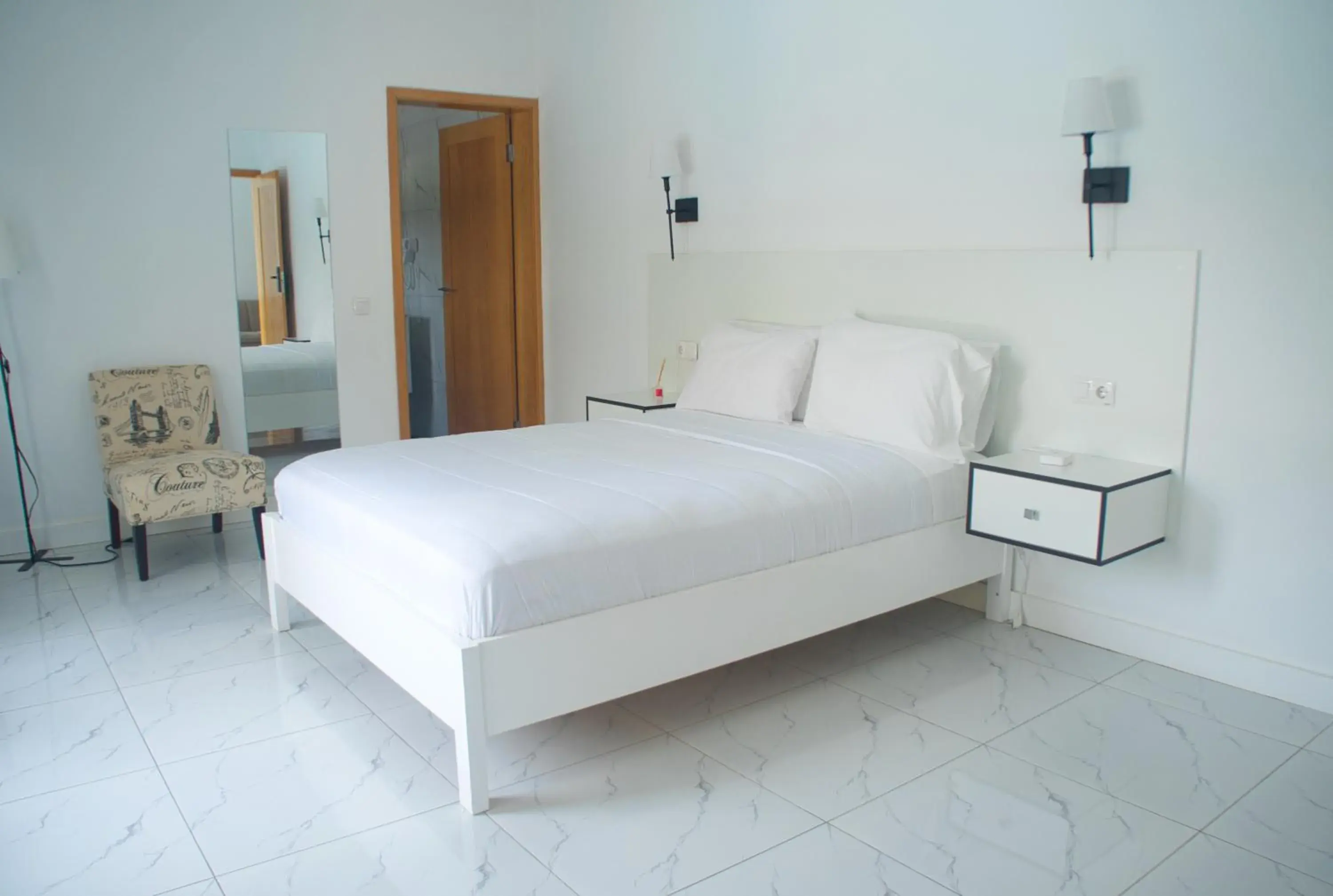 Superior Queen Room in The View Hotel CV Superior Queen Room in The View Hotel CV