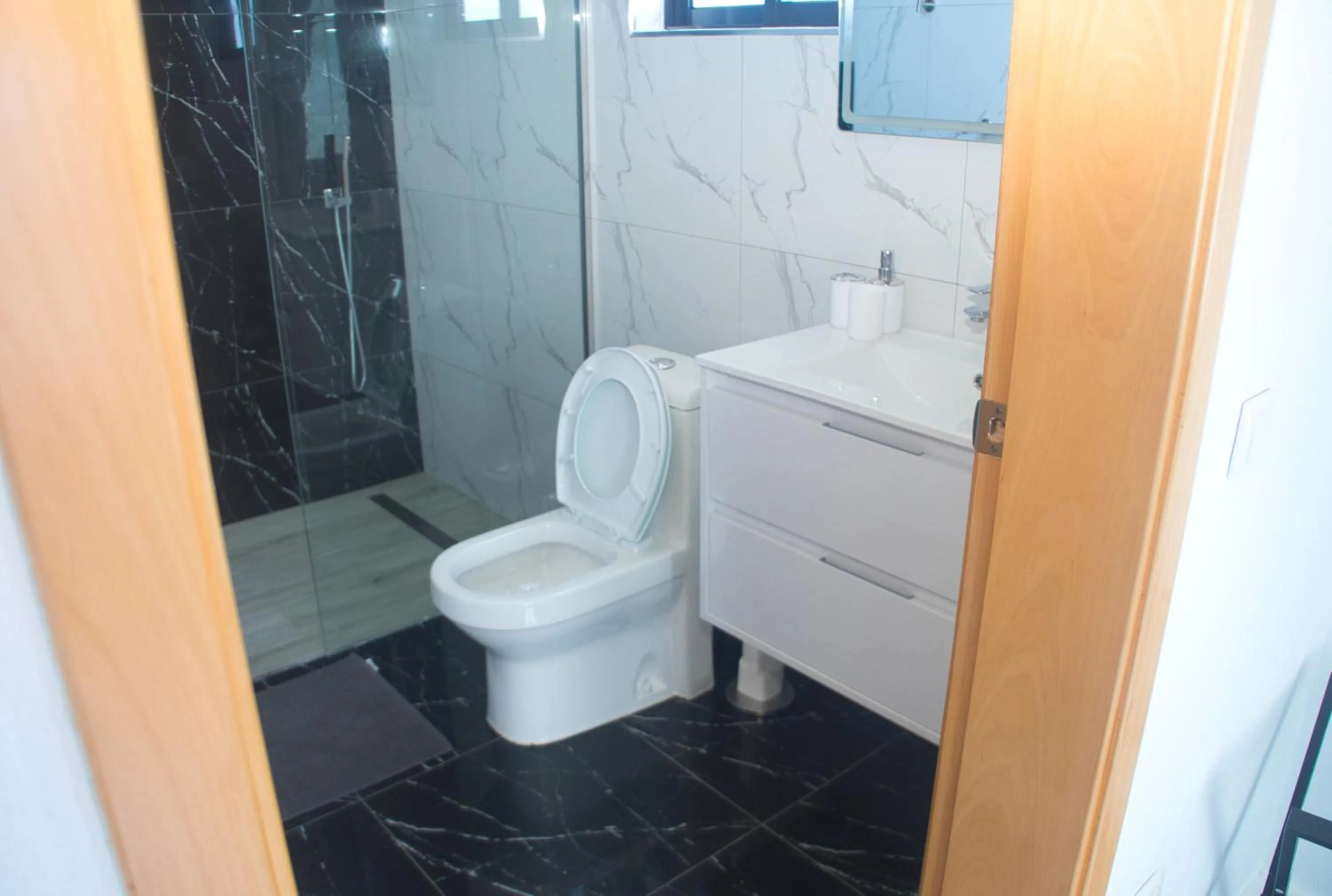 Bathroom in The View Hotel CV