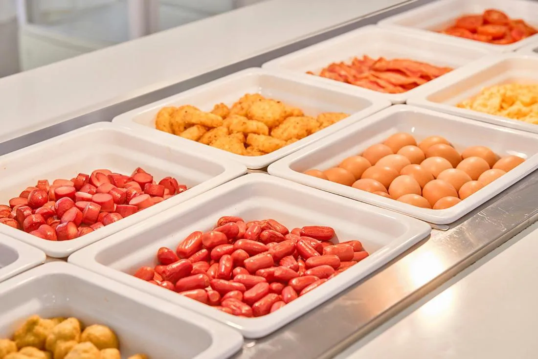 Buffet breakfast in Welikehotel Fenix